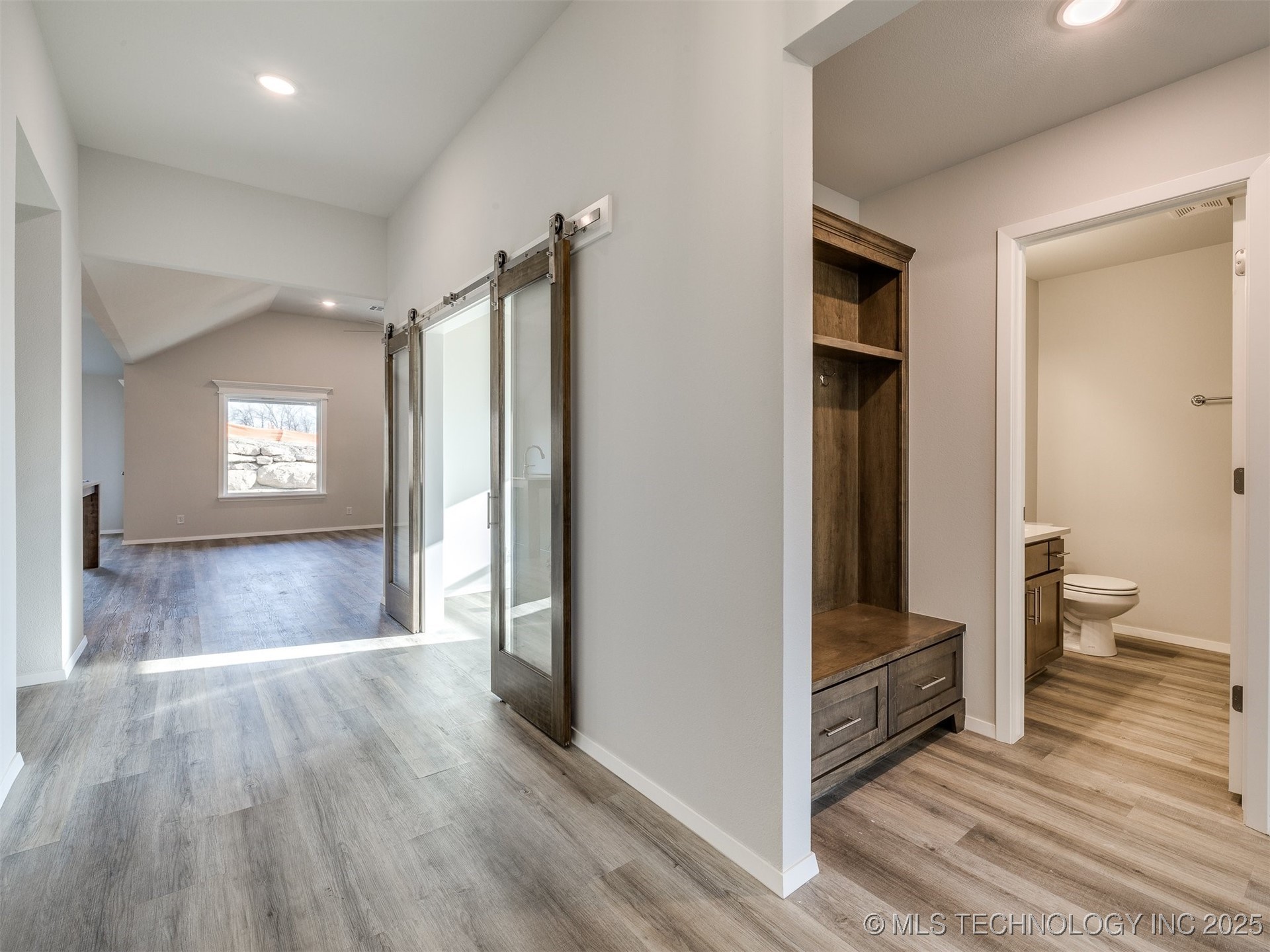 7309 E 90th Place North