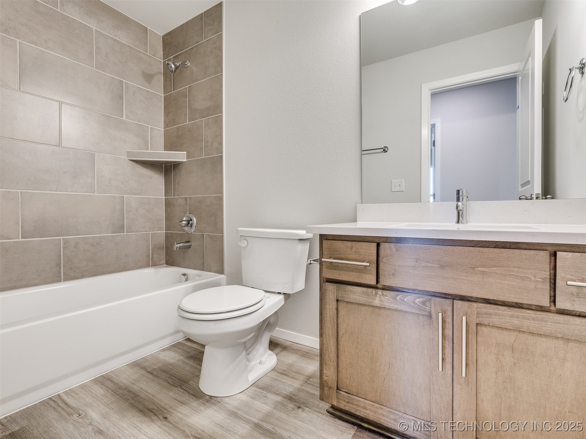 7309 E 90th Place North