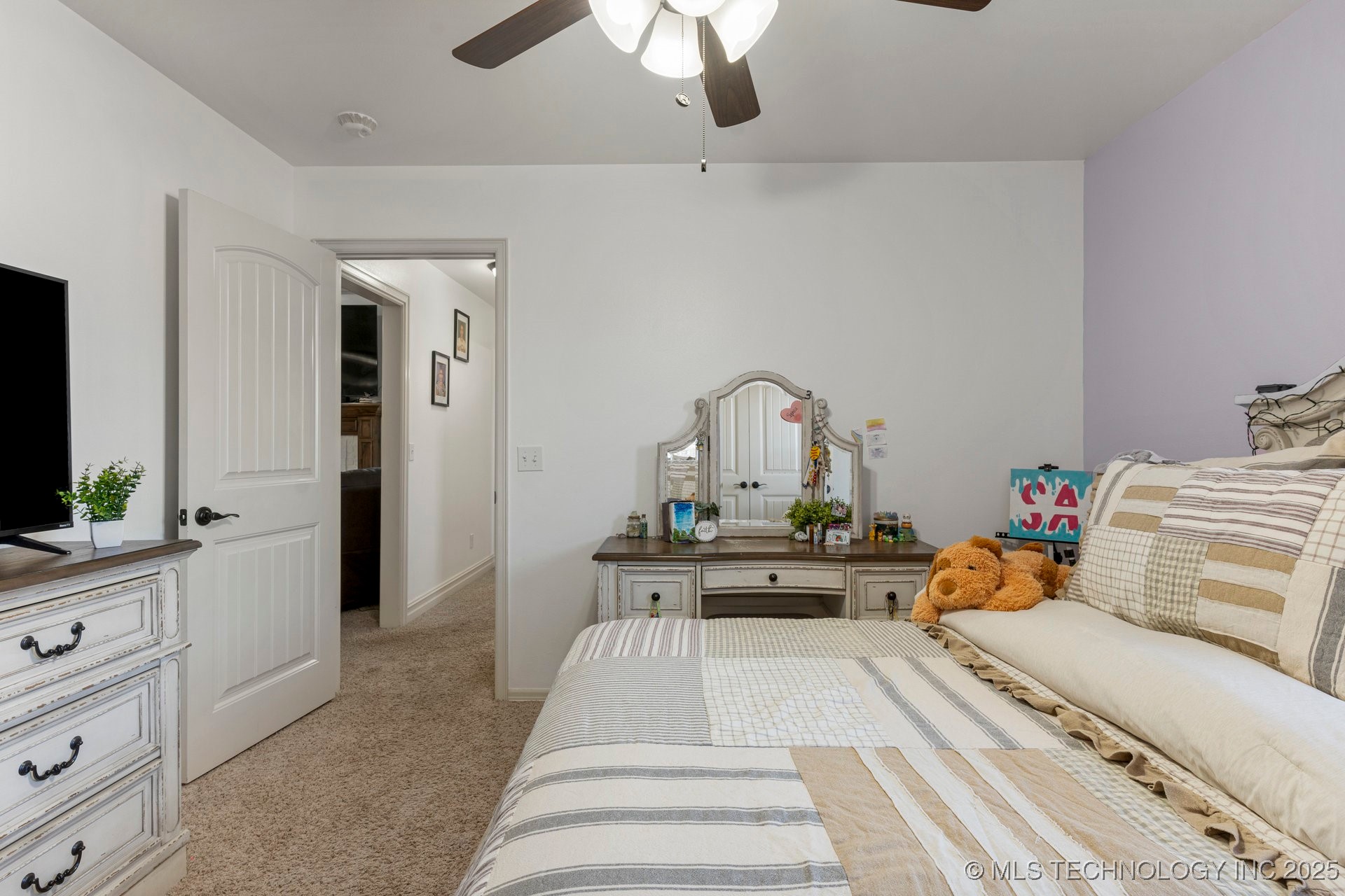 19440 E 69th Street N