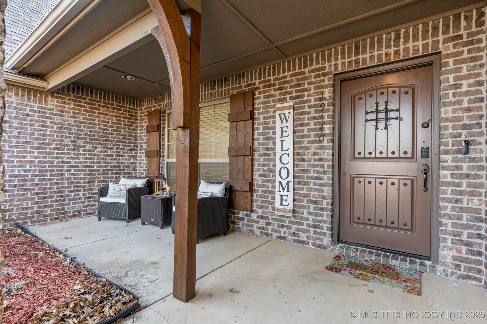 19440 E 69th Street N