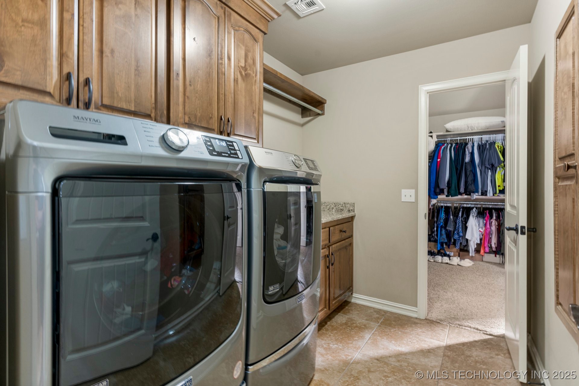 19440 E 69th Street N