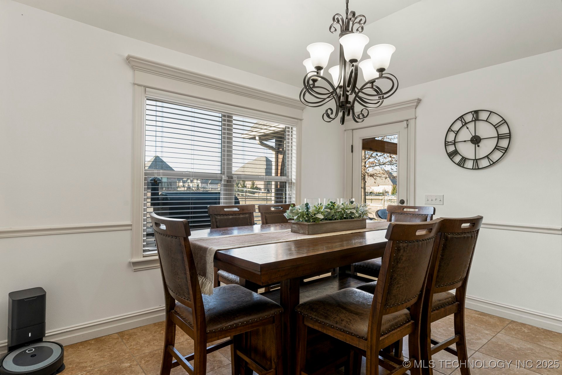 19440 E 69th Street N