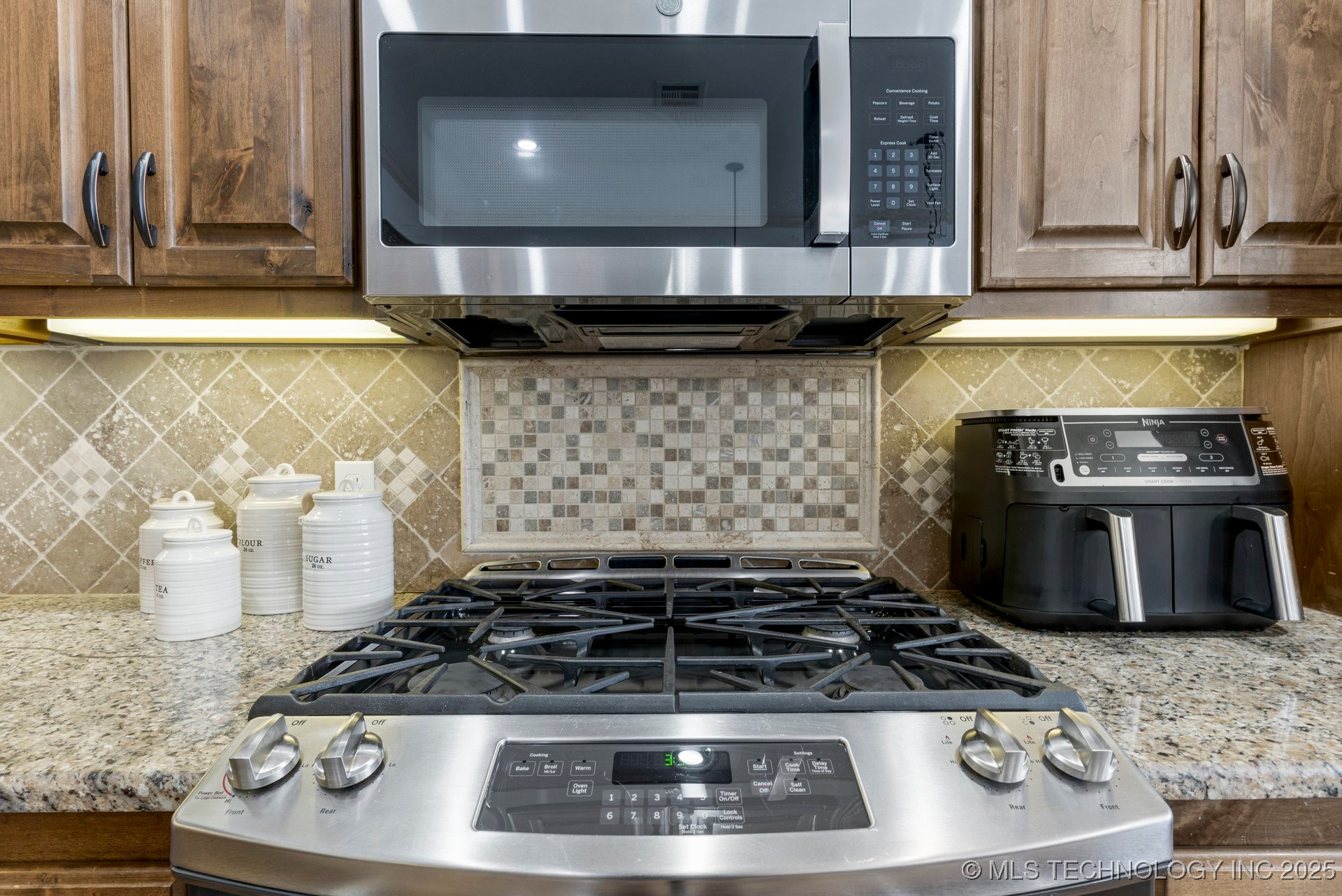 19440 E 69th Street N