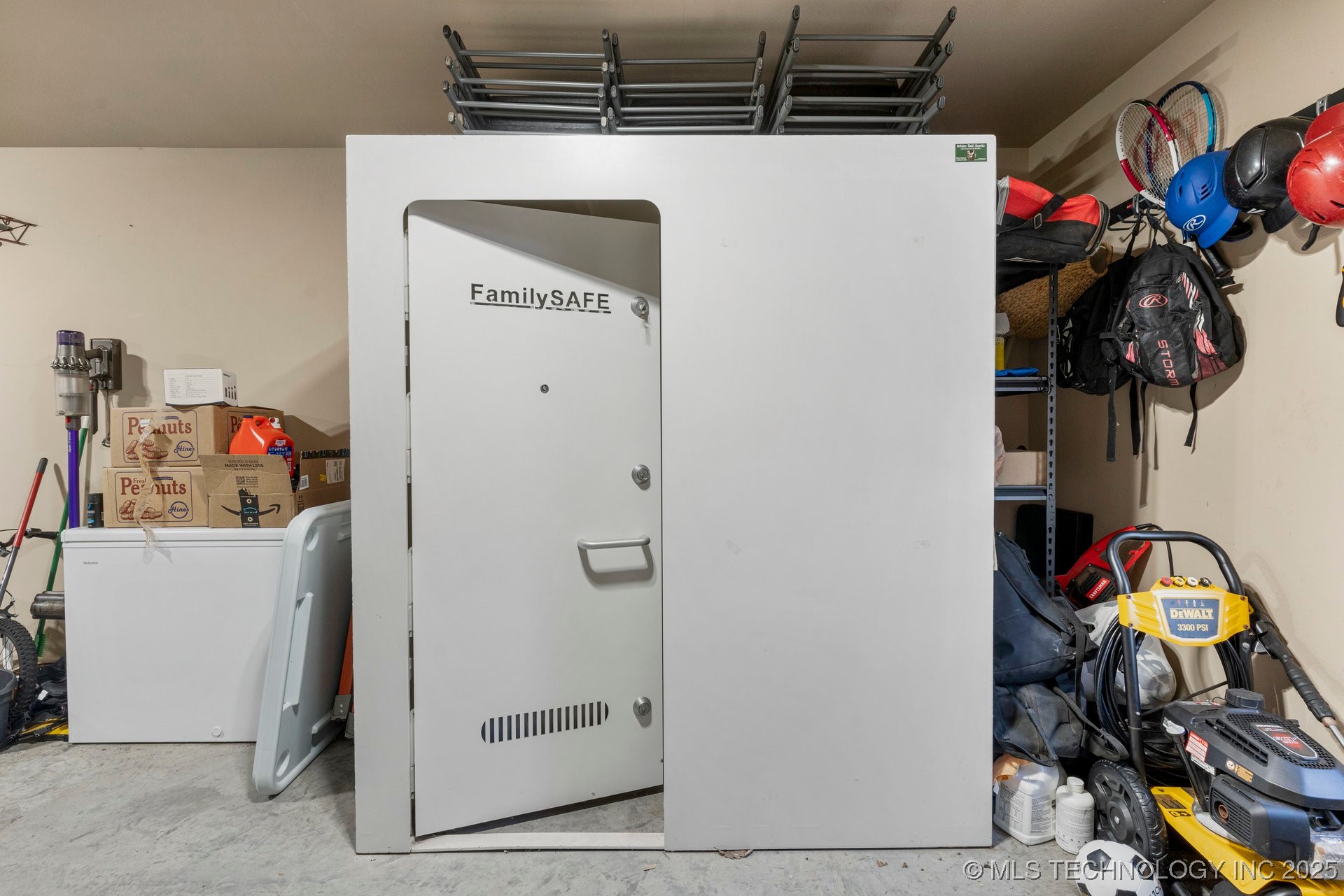 19440 E 69th Street N