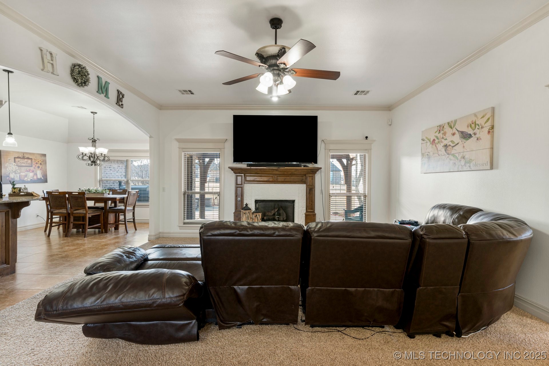 19440 E 69th Street N