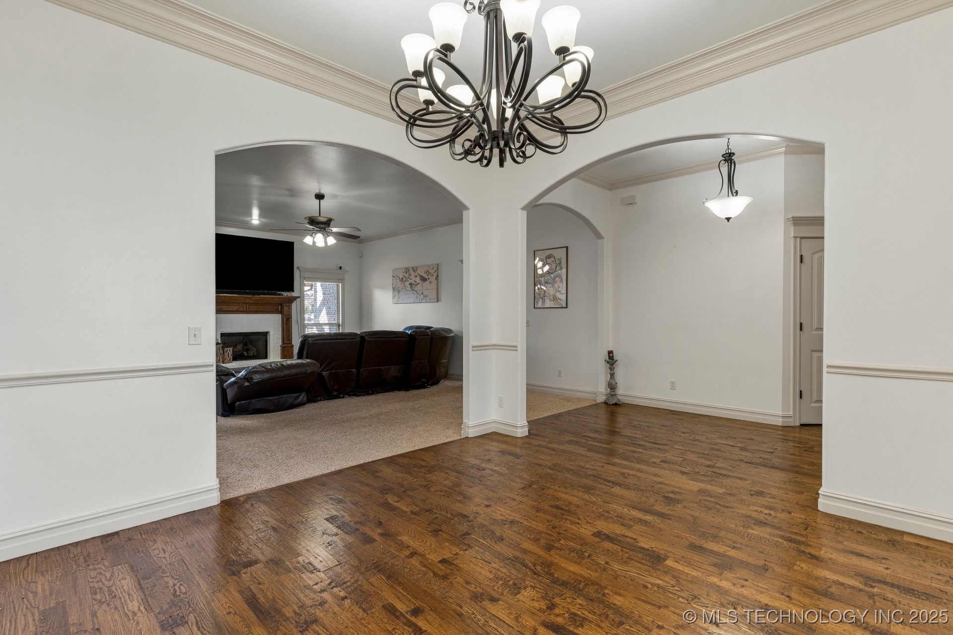 19440 E 69th Street N