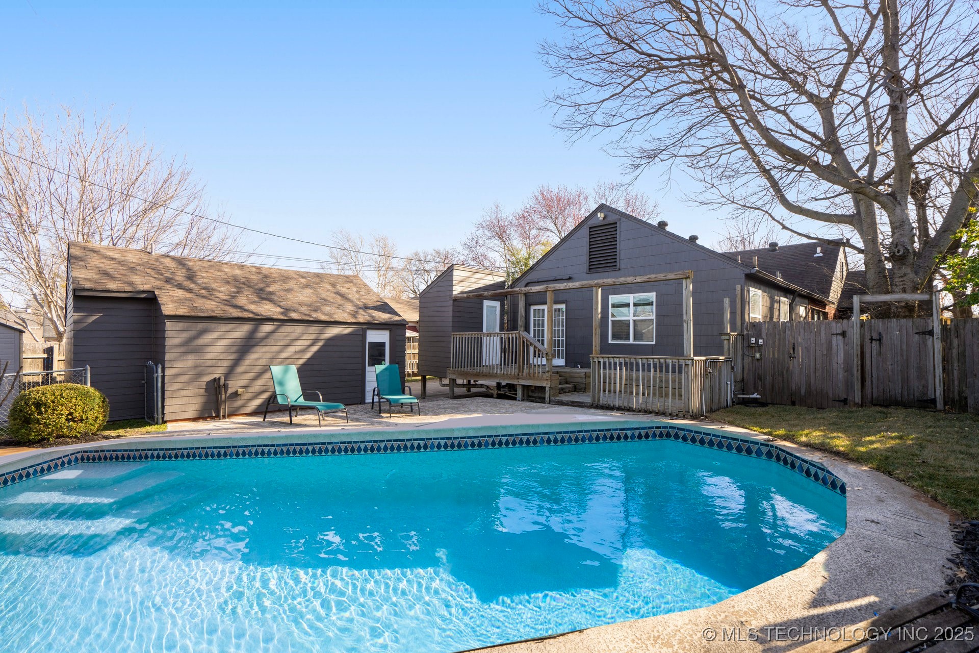 1708 S Delaware Avenue S