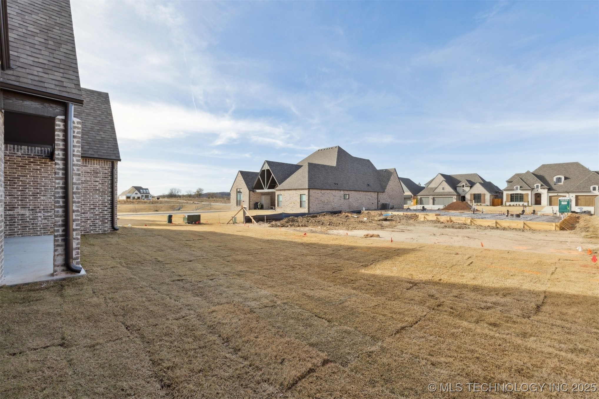 14270 S Evanston Avenue S