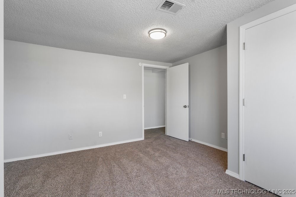 20819 W Coyote Trail