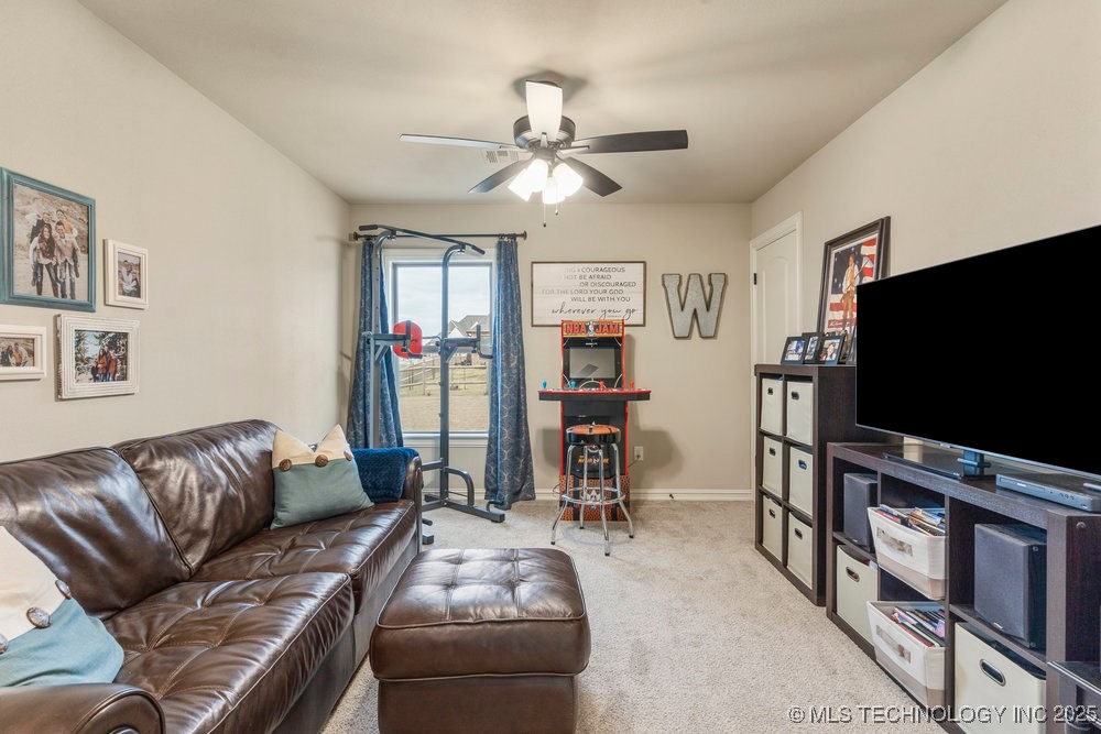 11376 S 214th East Avenue