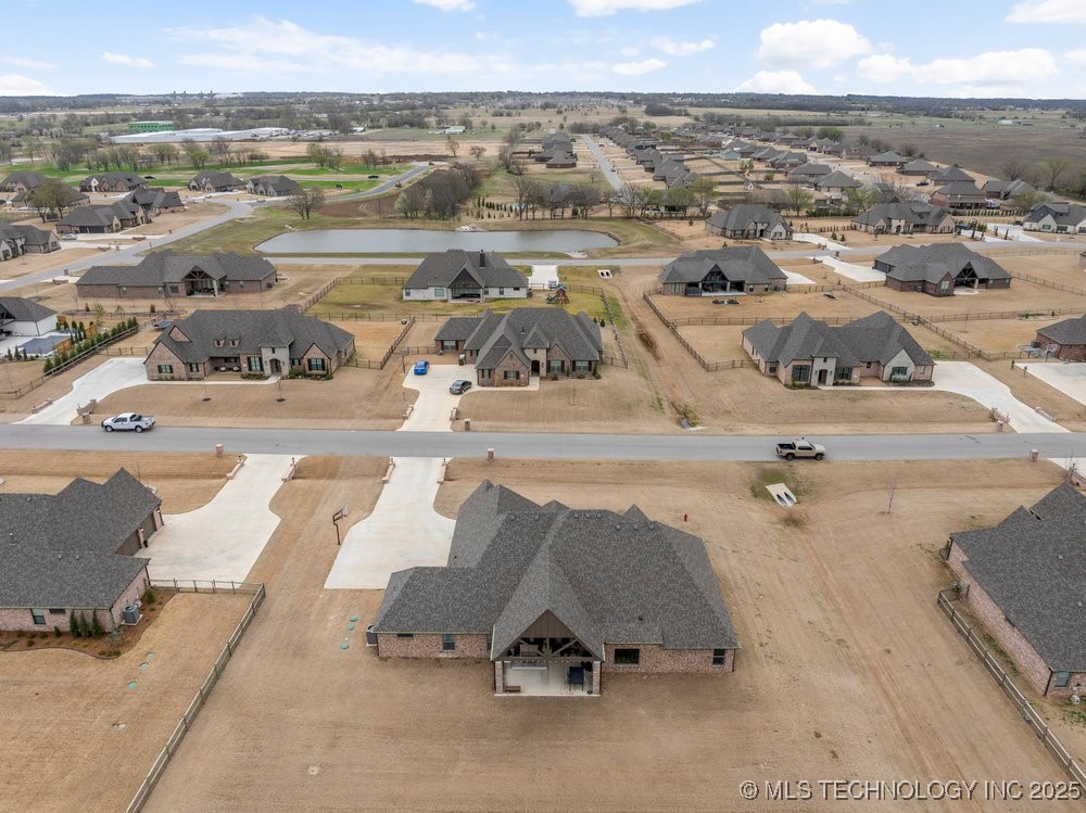 11376 S 214th East Avenue