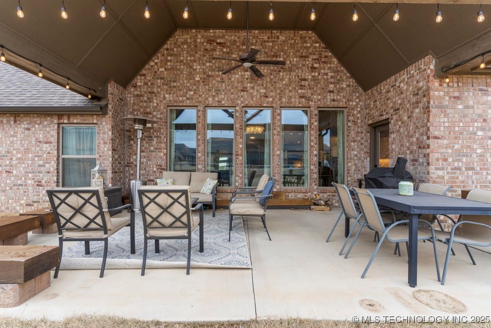 11376 S 214th East Avenue