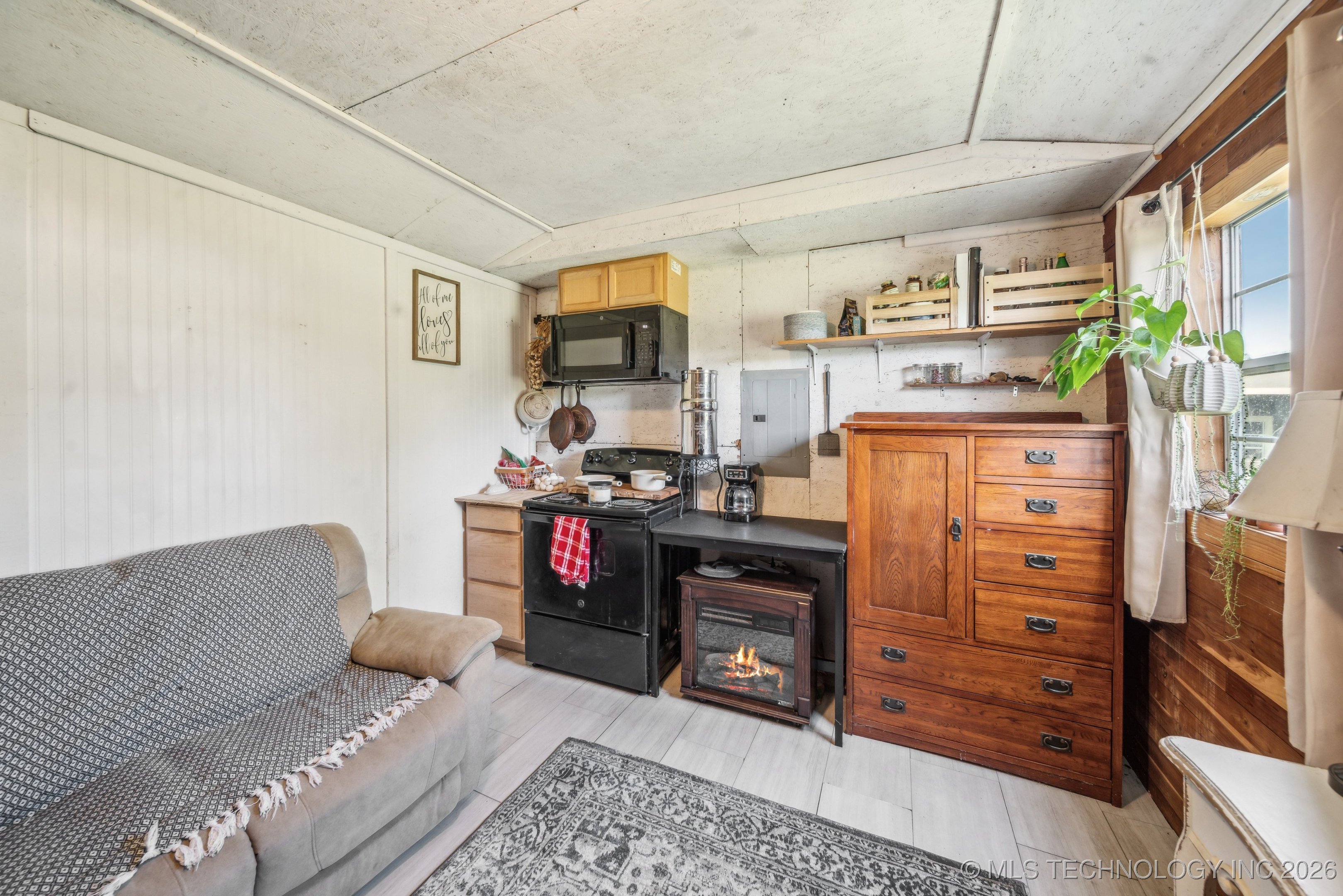 1035 W Haskell Lake Road
