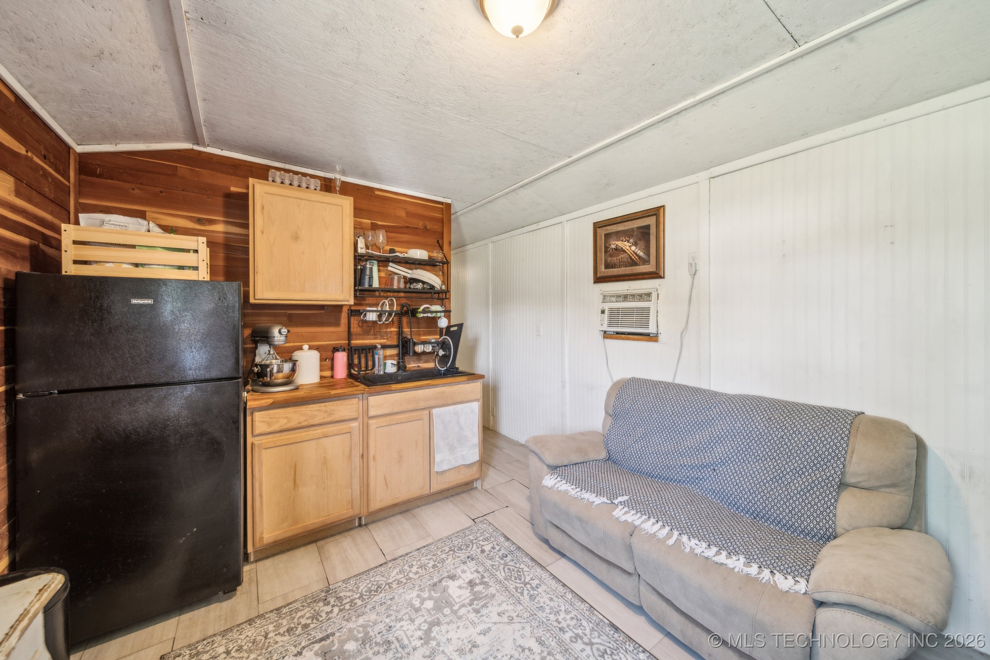1035 W Haskell Lake Road