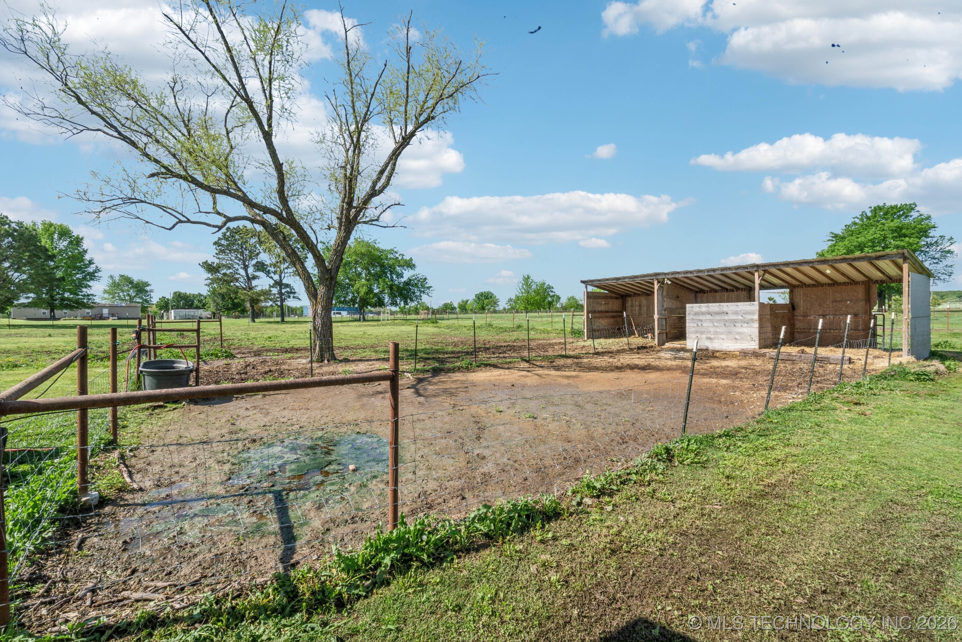 1035 W Haskell Lake Road
