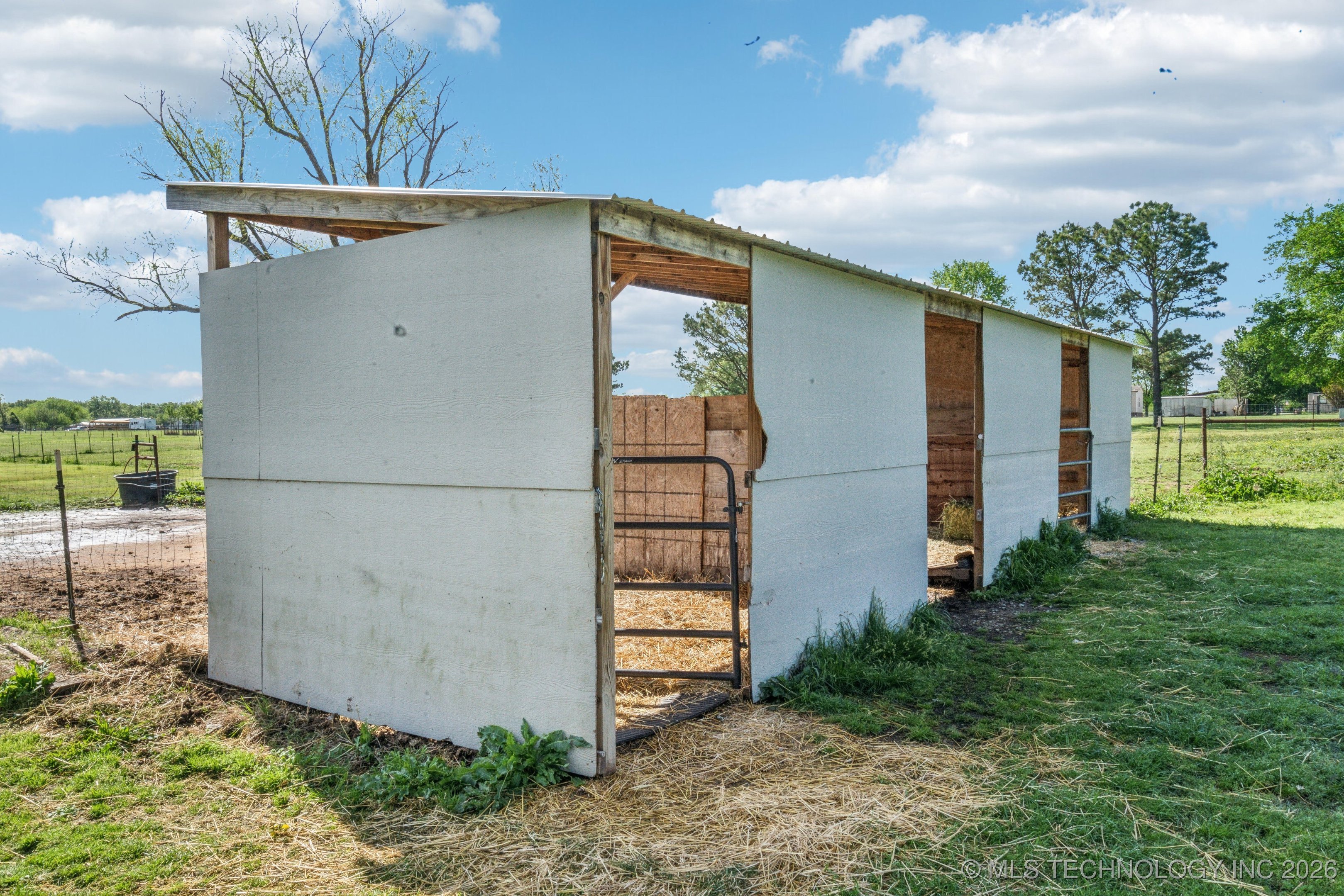 1035 W Haskell Lake Road