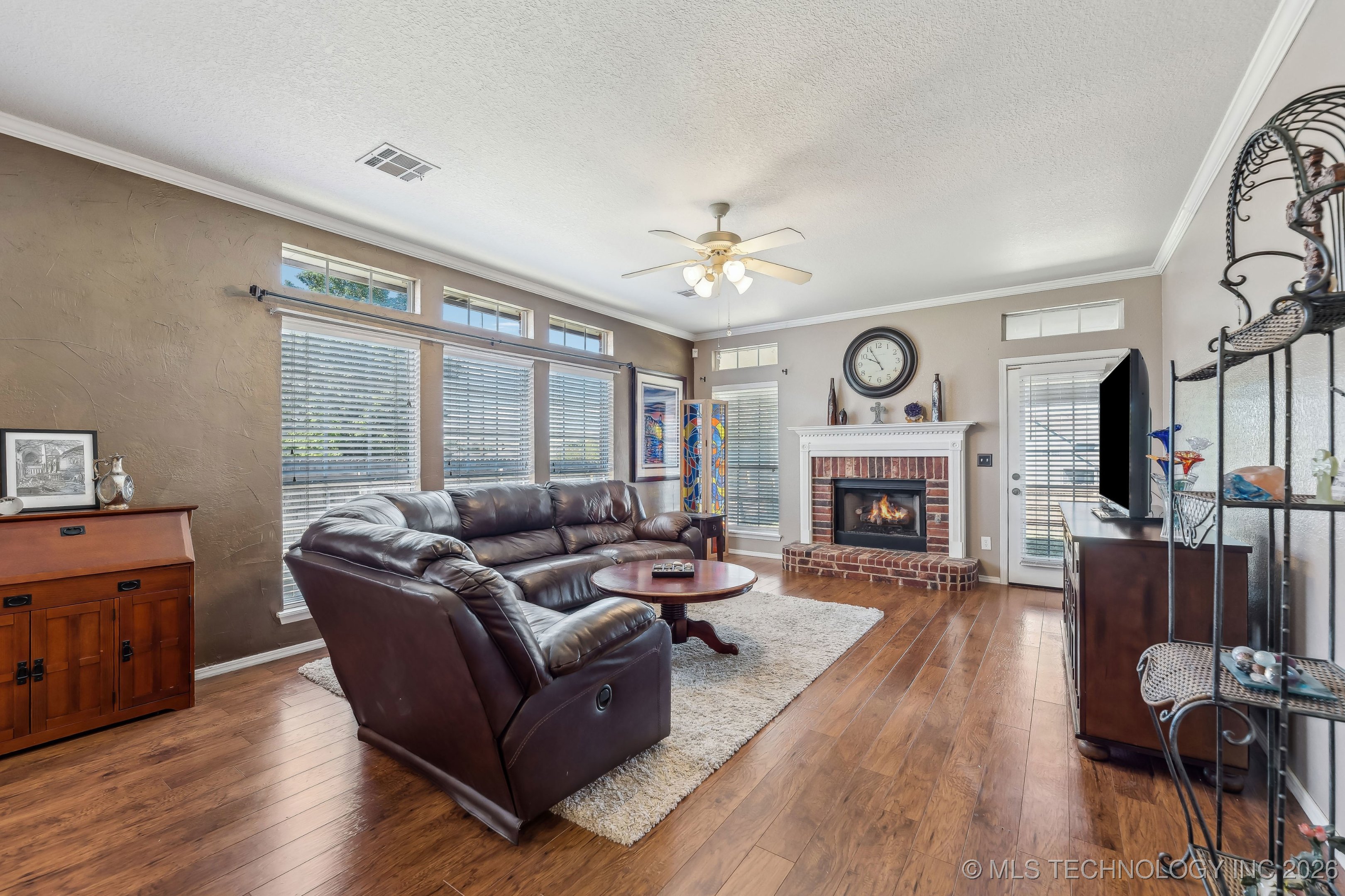 8324 S 109th East Avenue