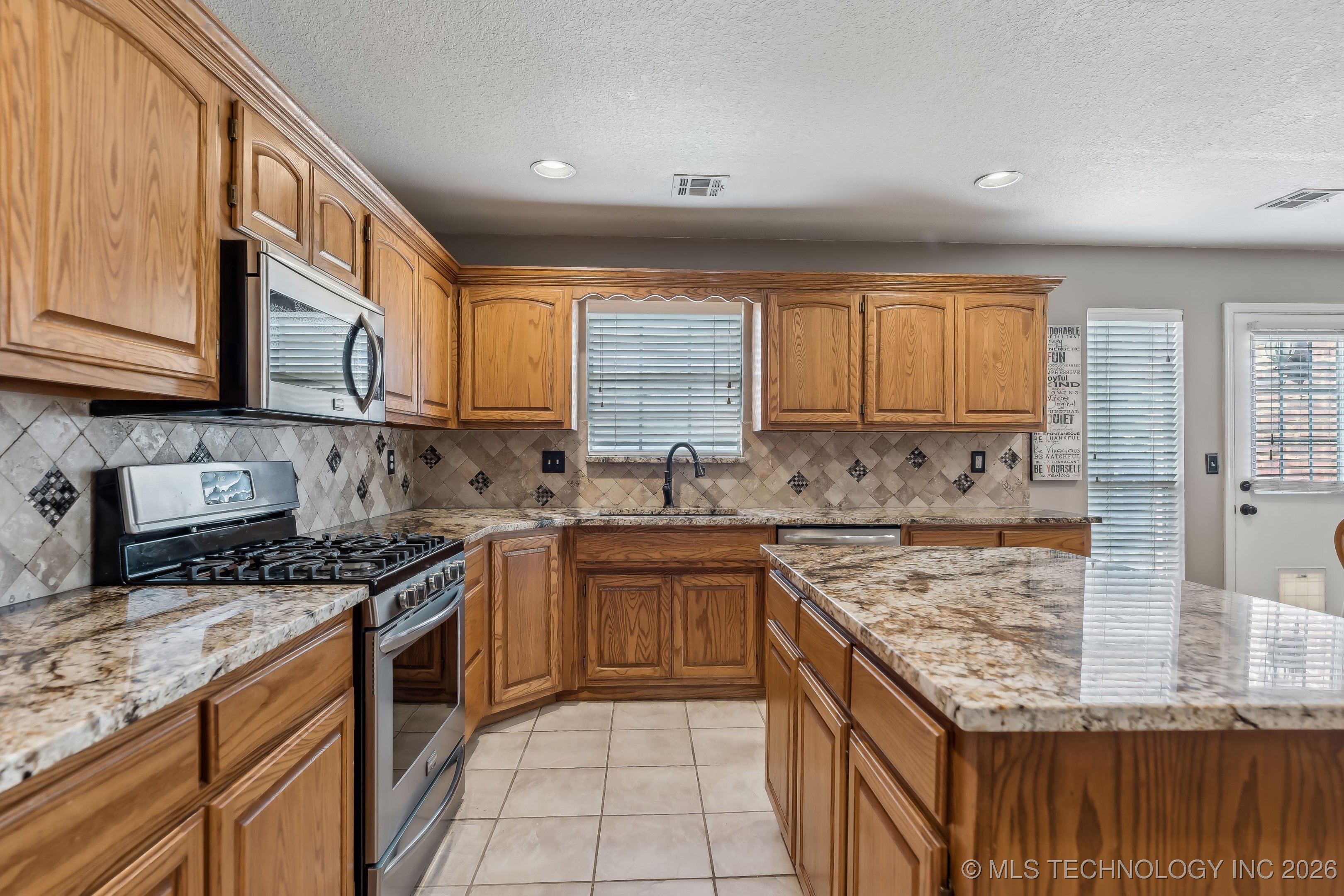 8324 S 109th East Avenue