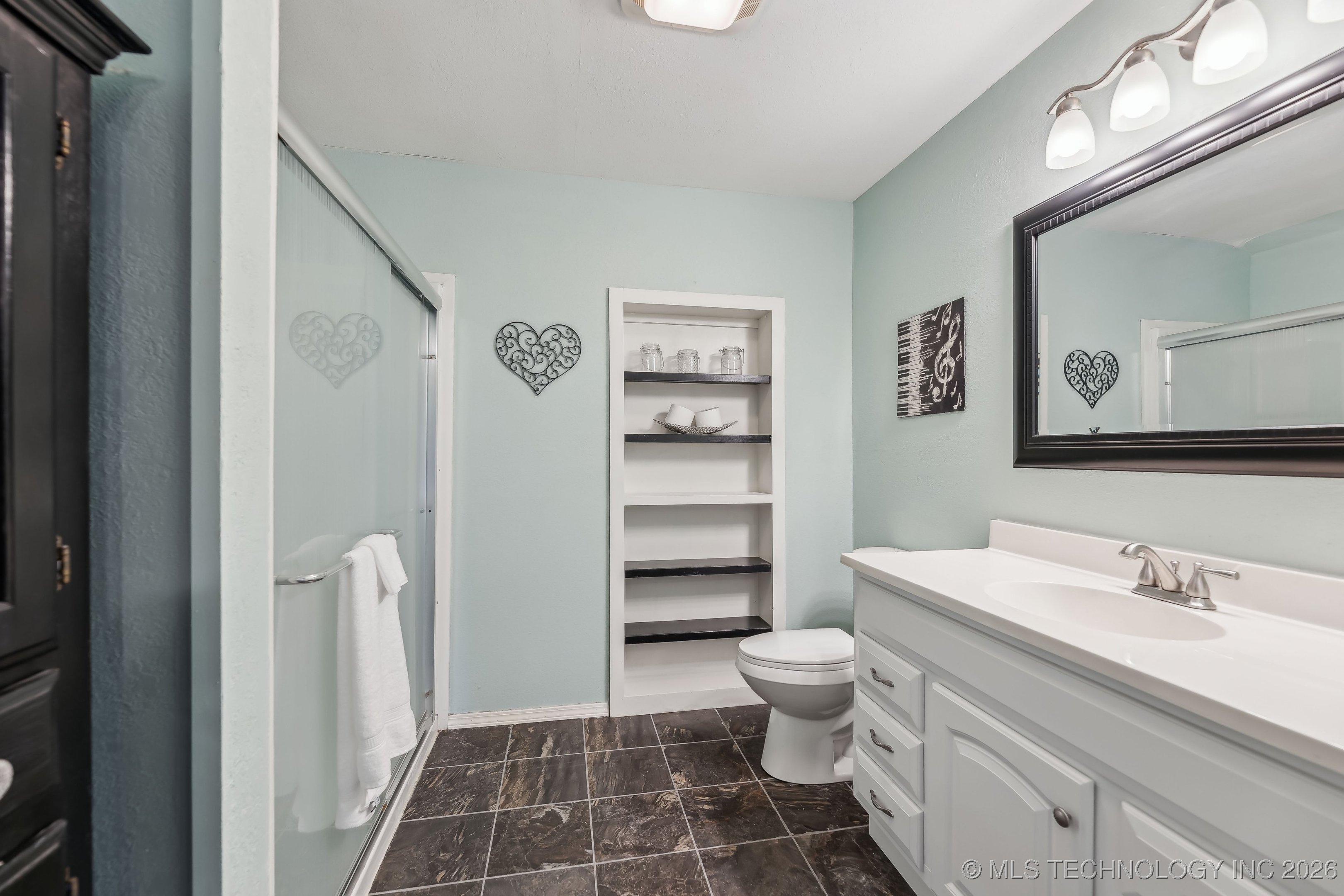 8324 S 109th East Avenue