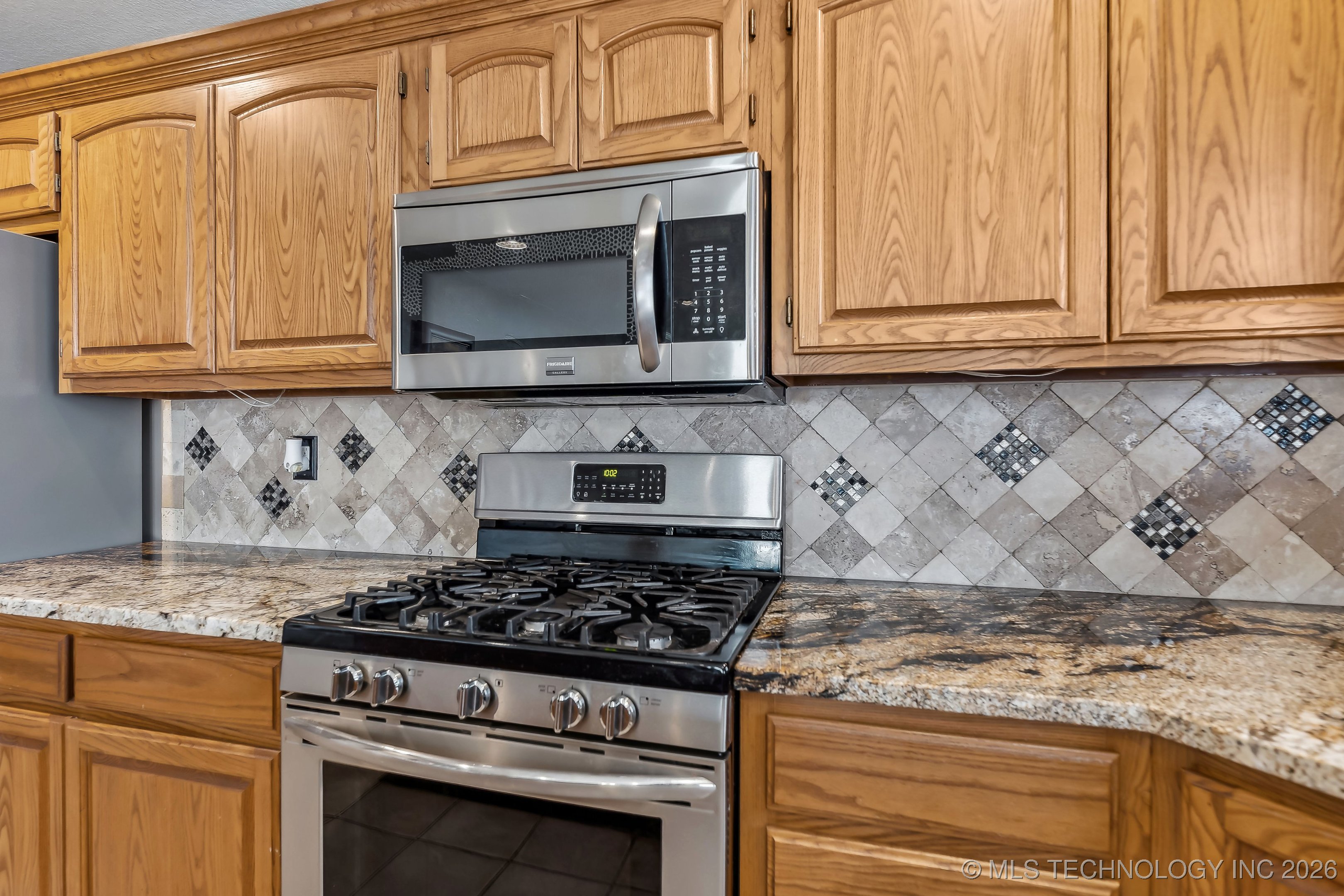 8324 S 109th East Avenue