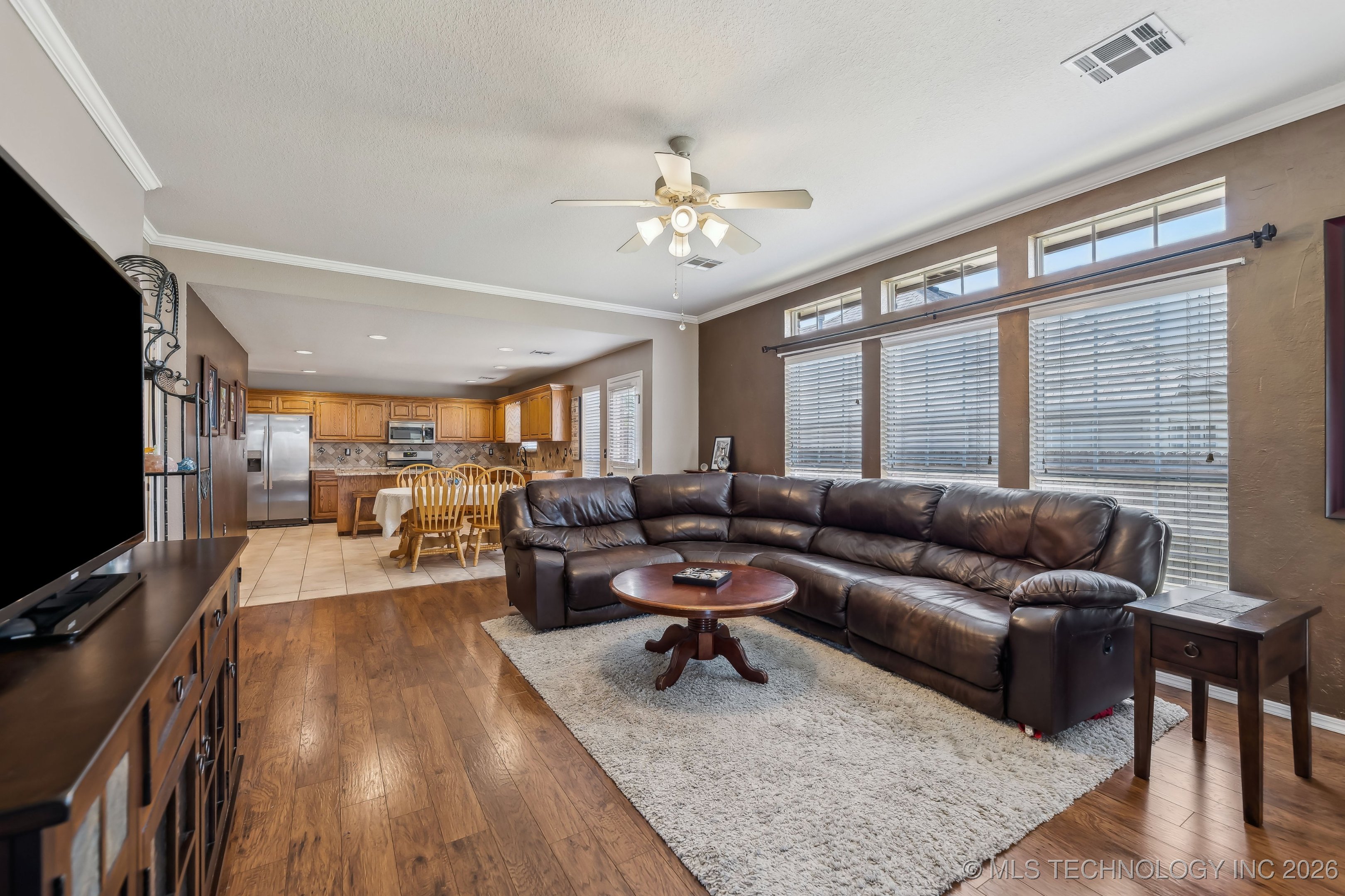 8324 S 109th East Avenue