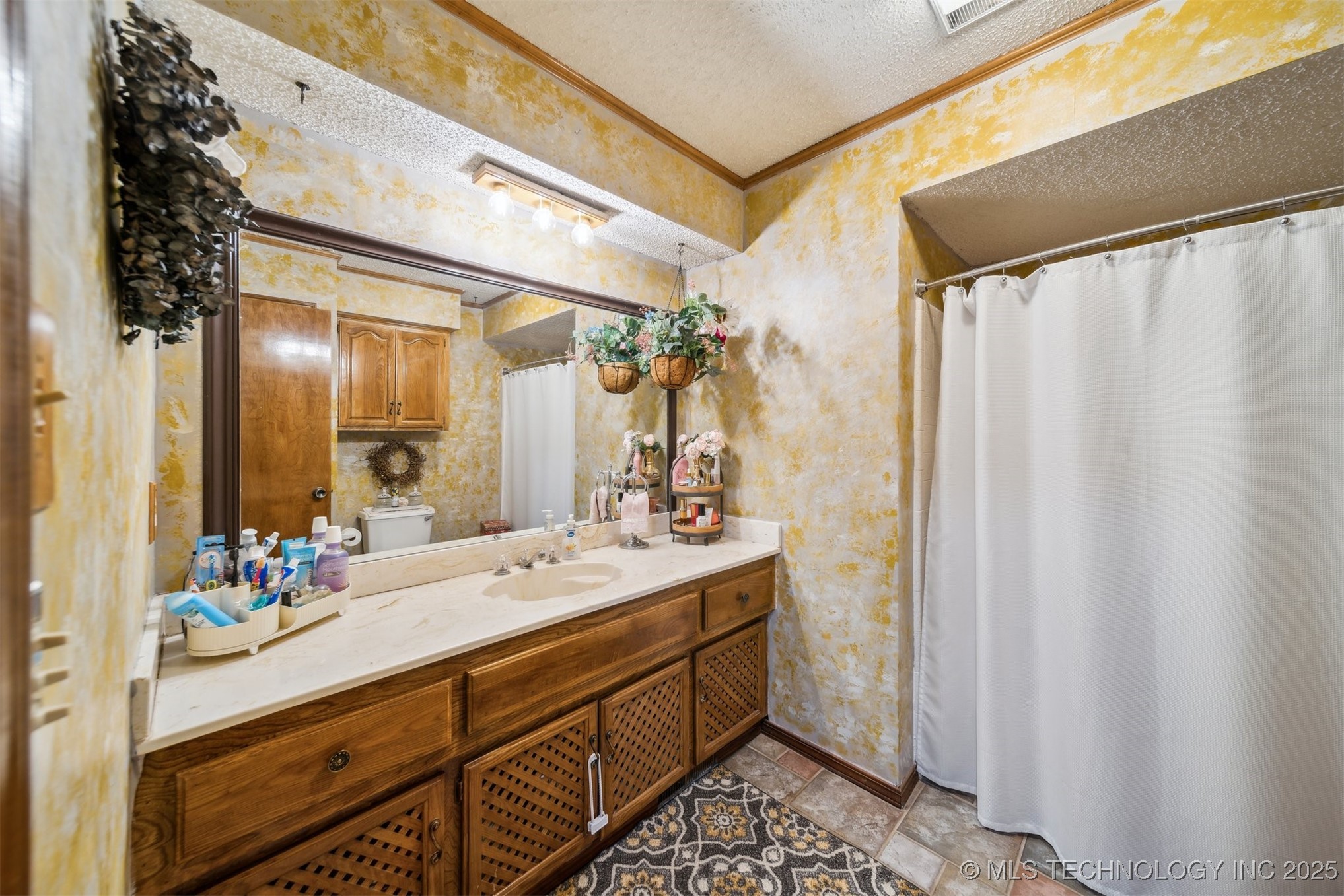 119 Fox Run Circle