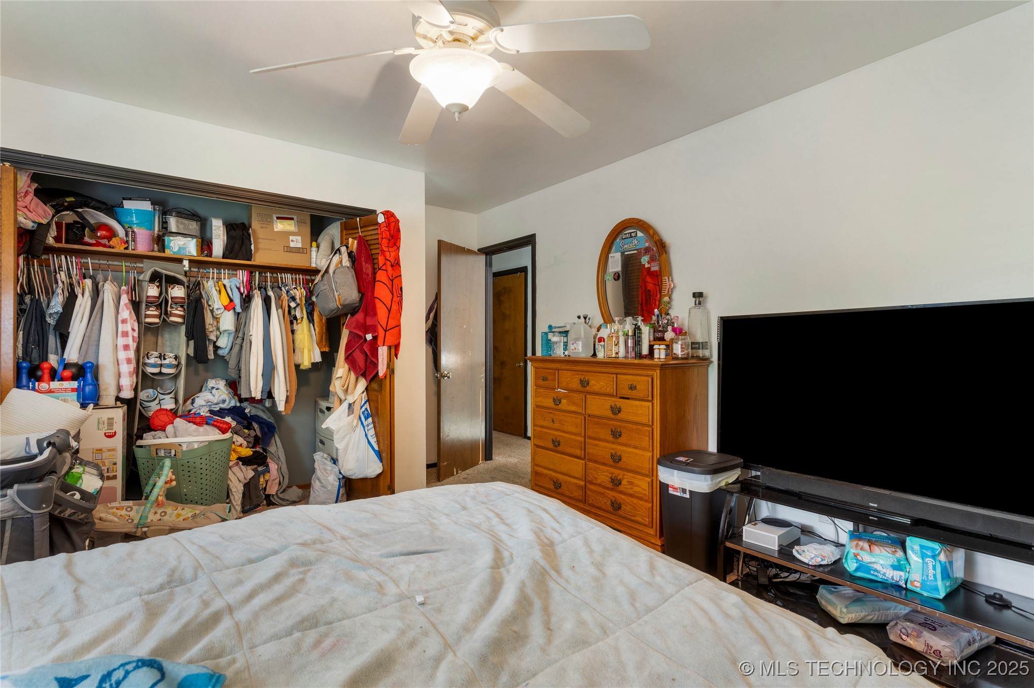 2122 E 52nd Street