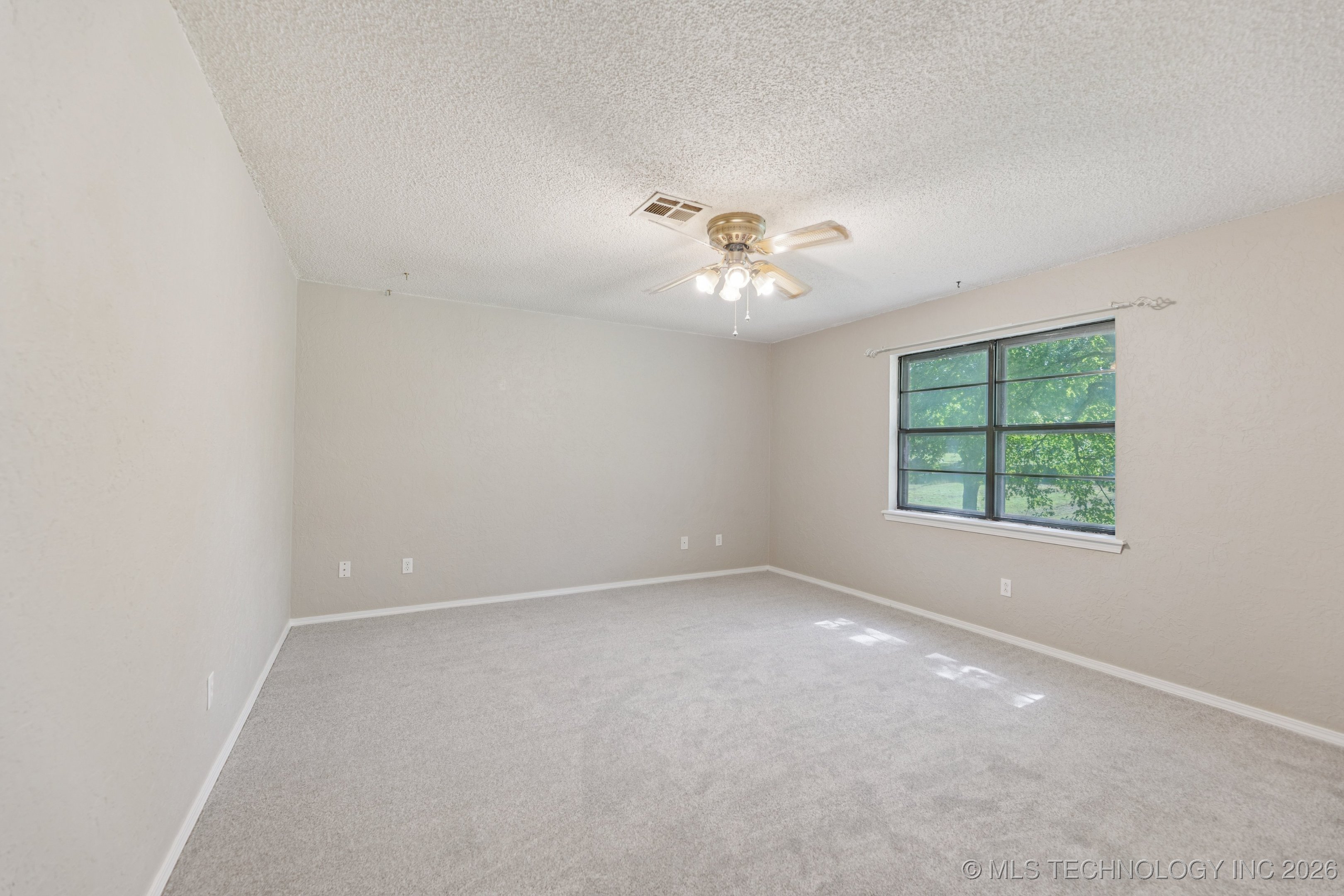 10421 S 197th East Avenue