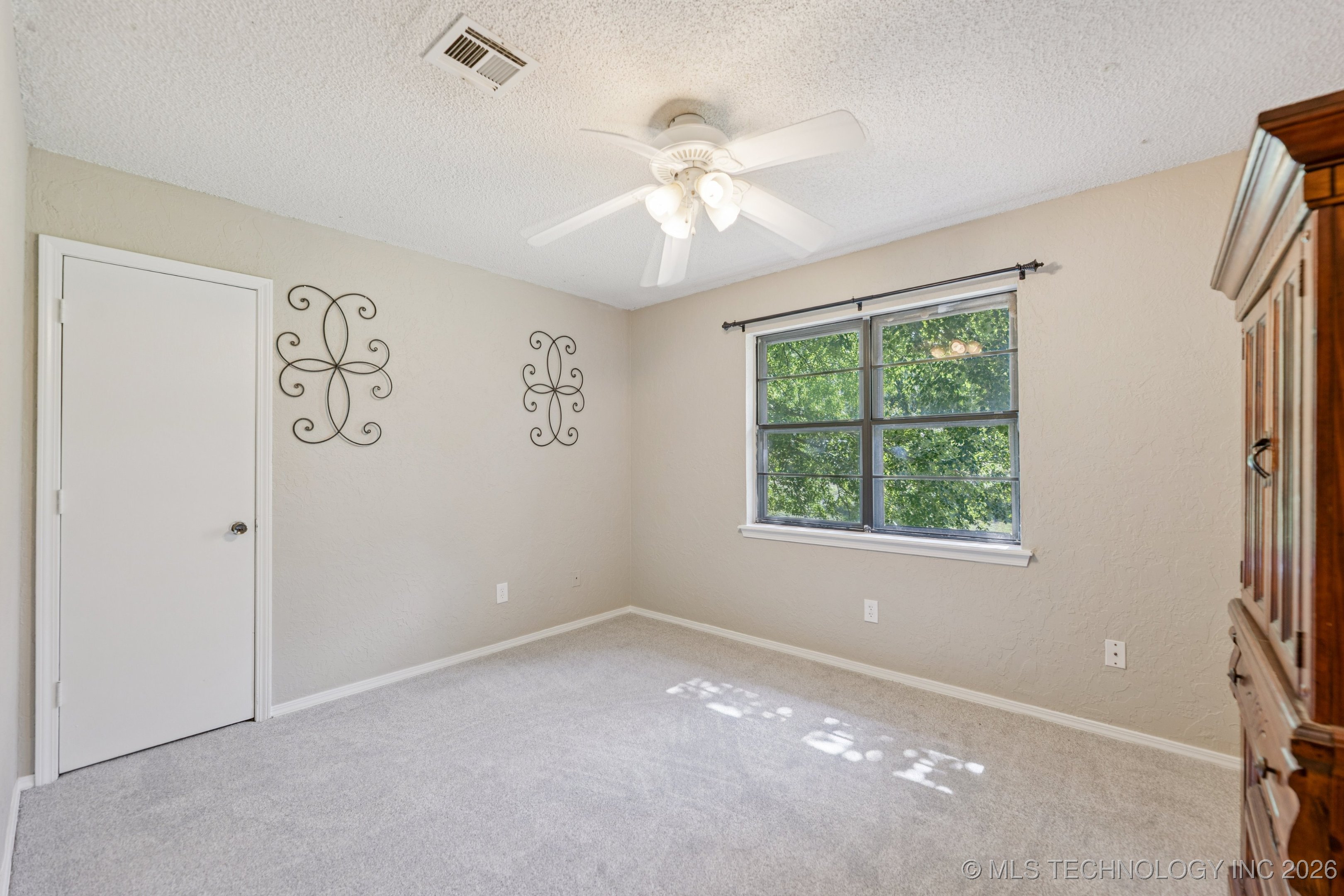 10421 S 197th East Avenue