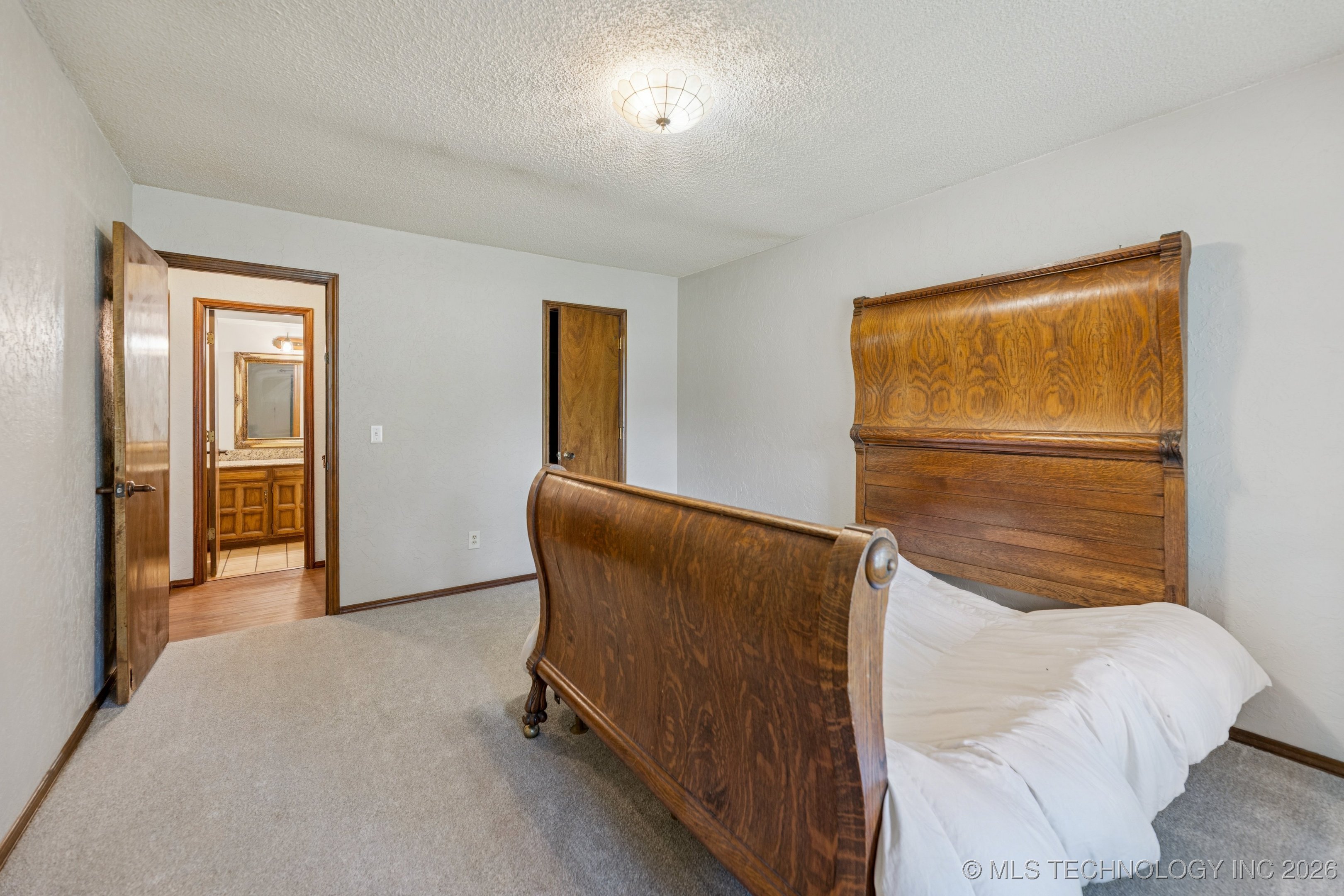 10421 S 197th East Avenue