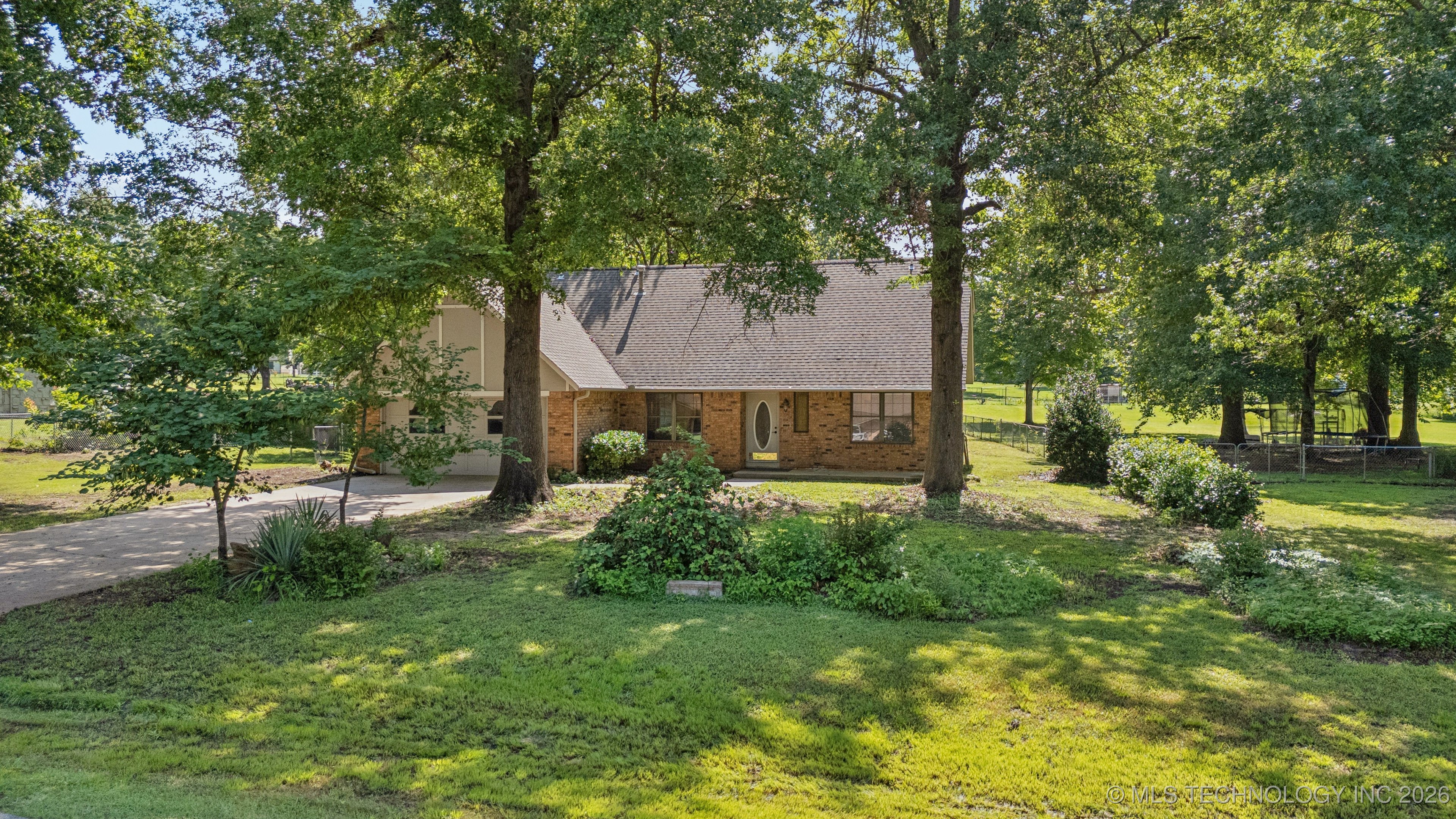 10421 S 197th East Avenue