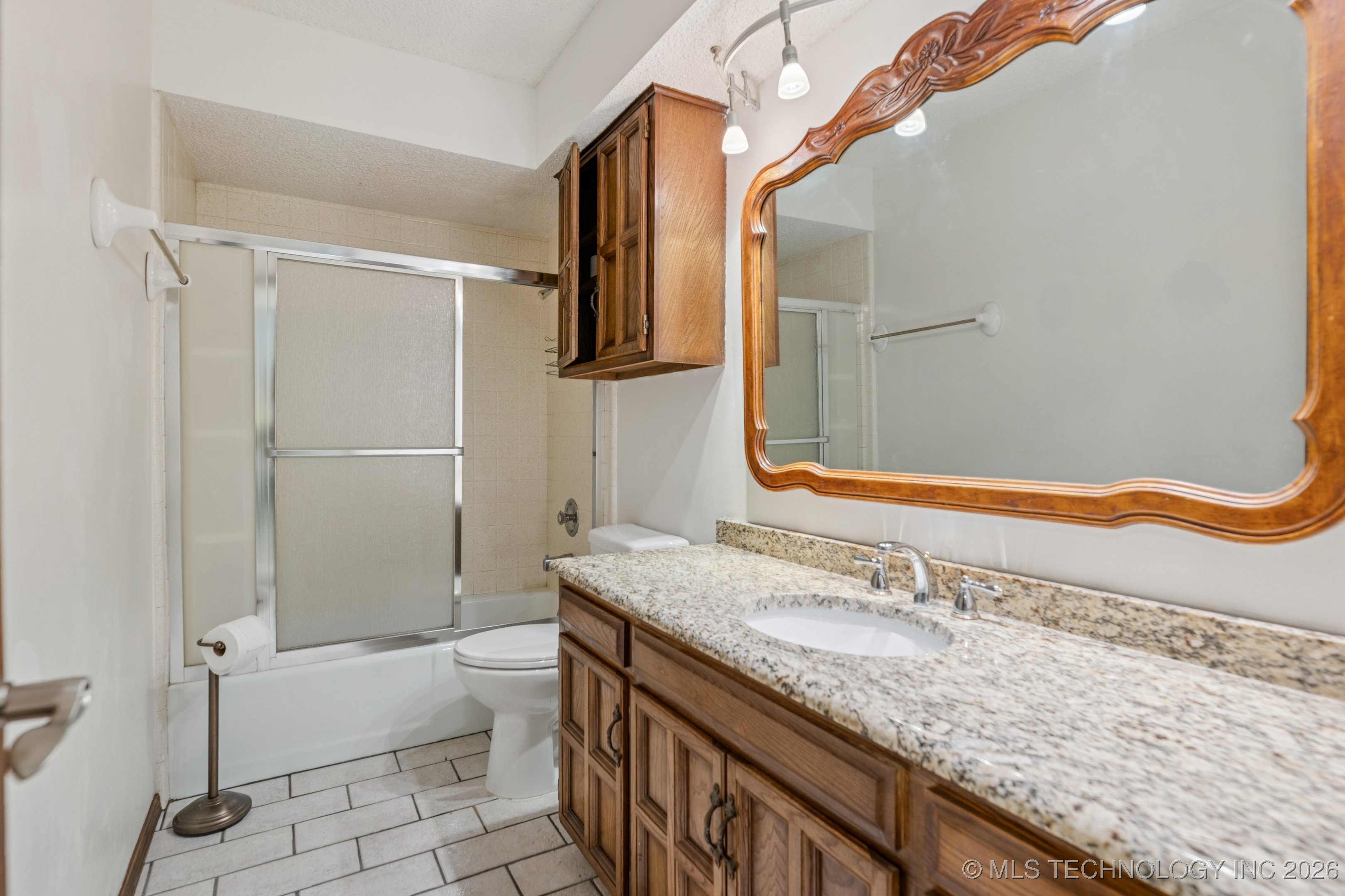 10421 S 197th East Avenue