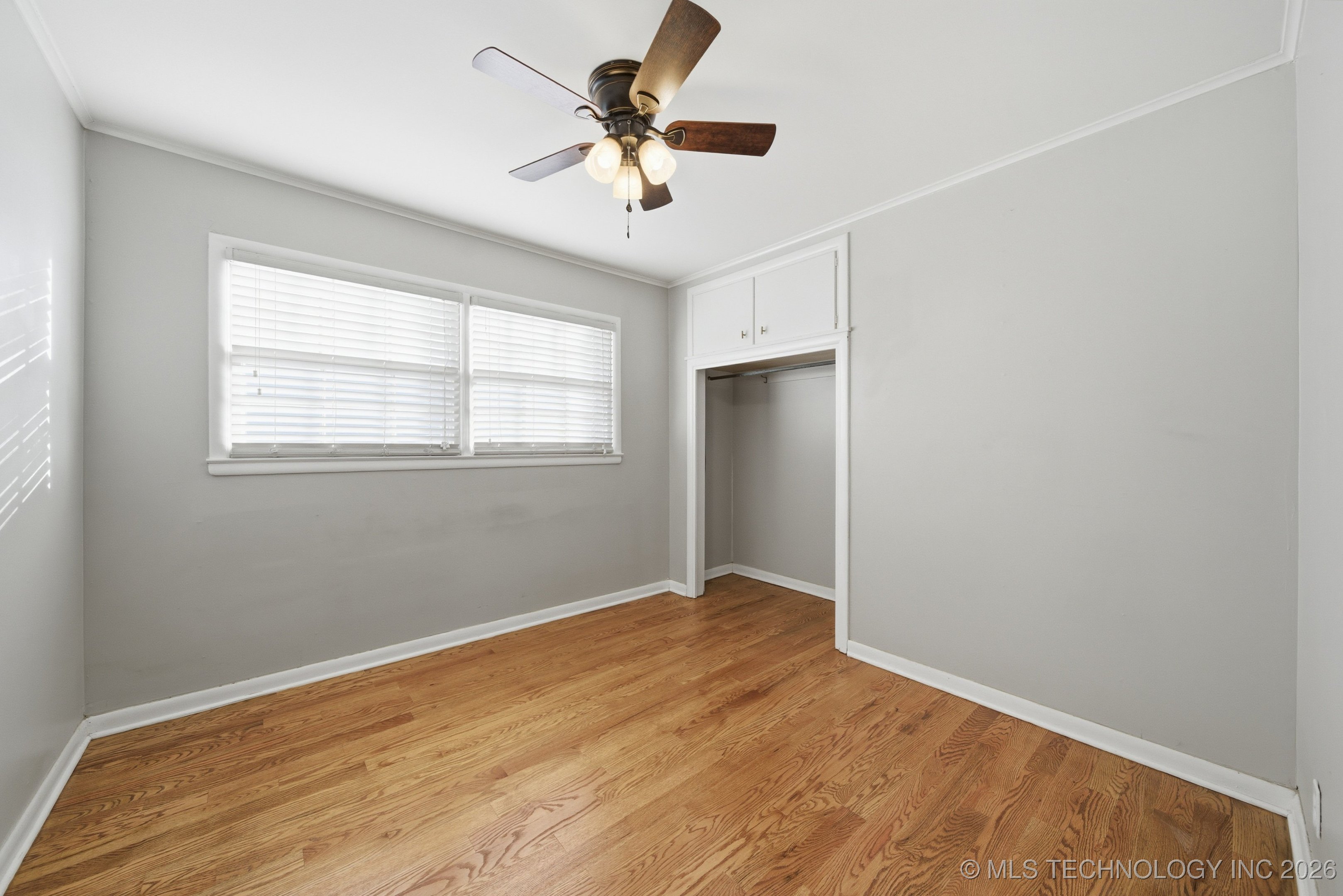 4606 E 57th Place