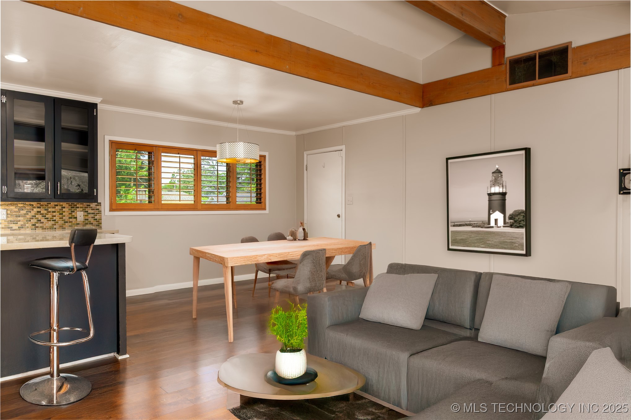 5419 S New Haven Avenue