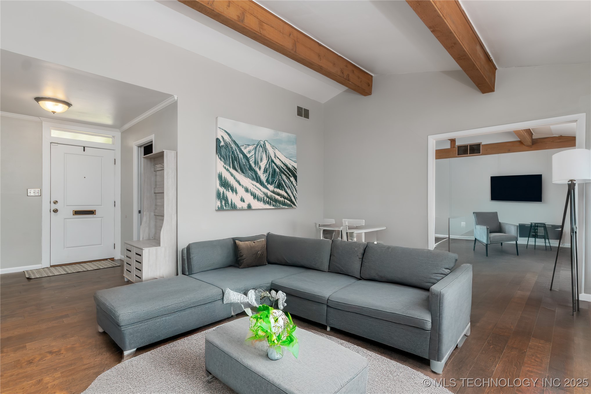 5419 S New Haven Avenue