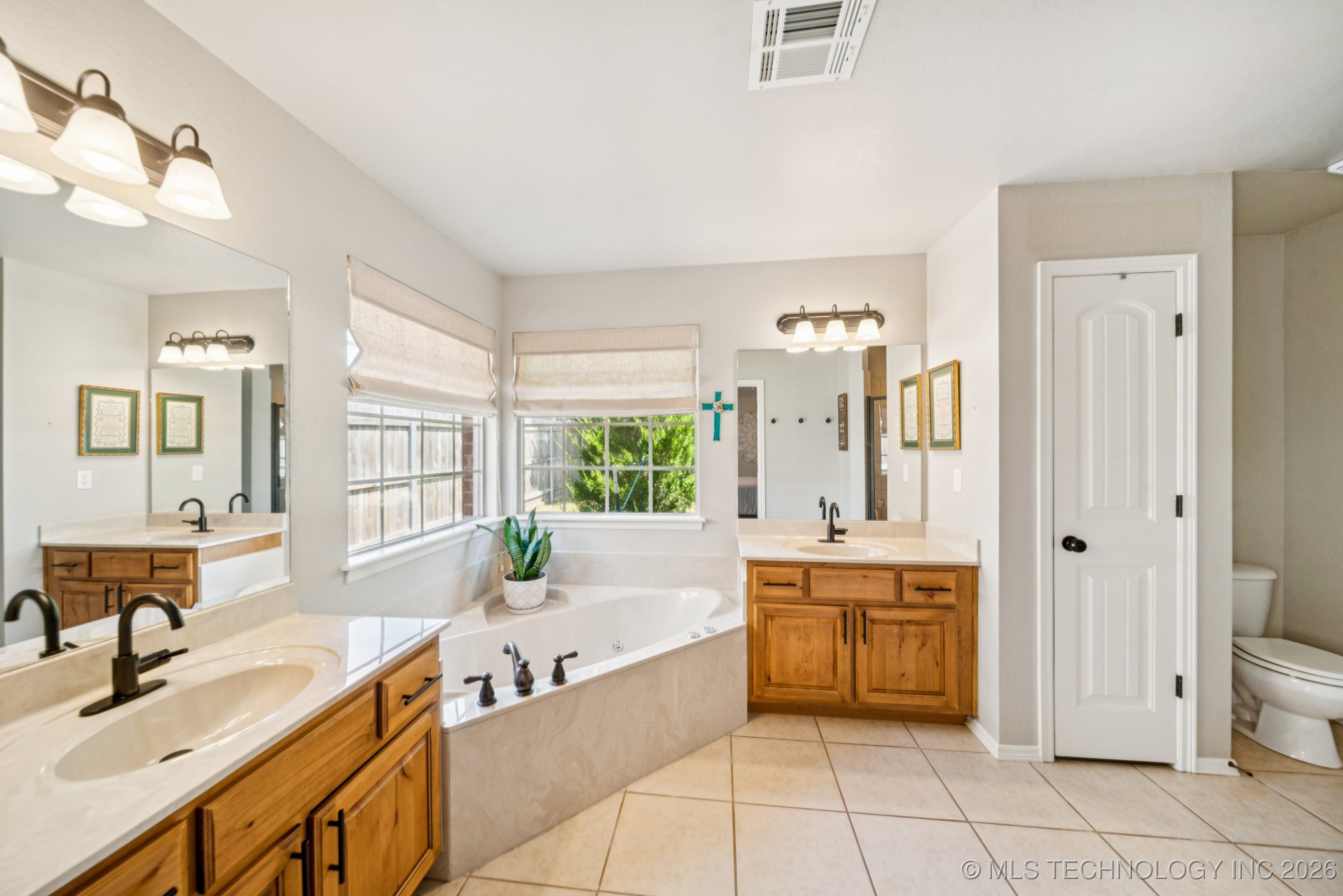 1820 E Montgomery Street