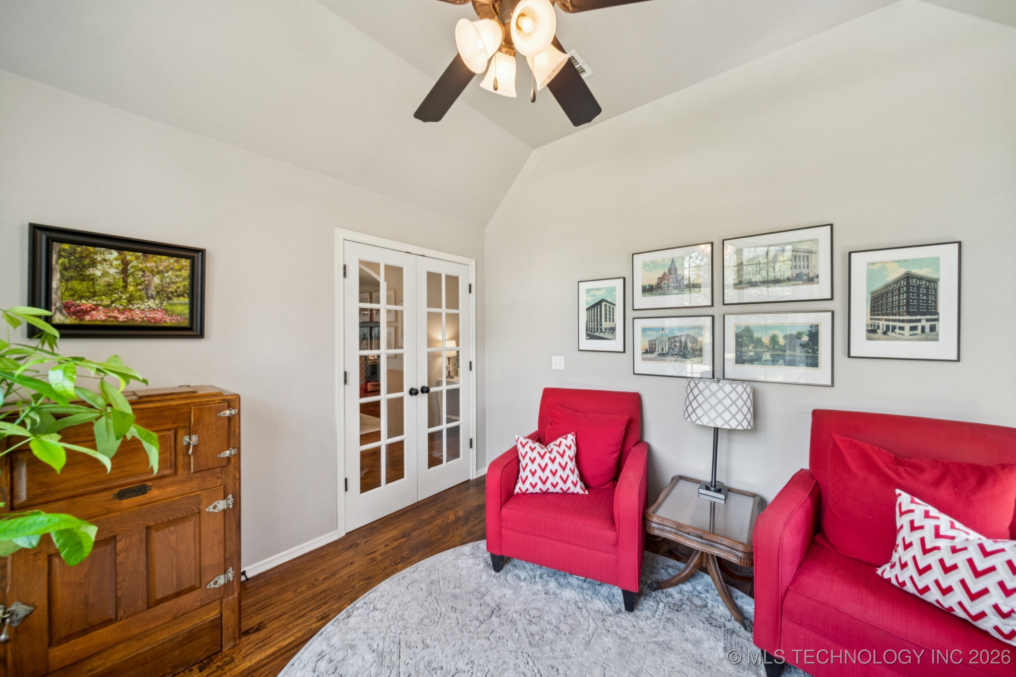 1820 E Montgomery Street