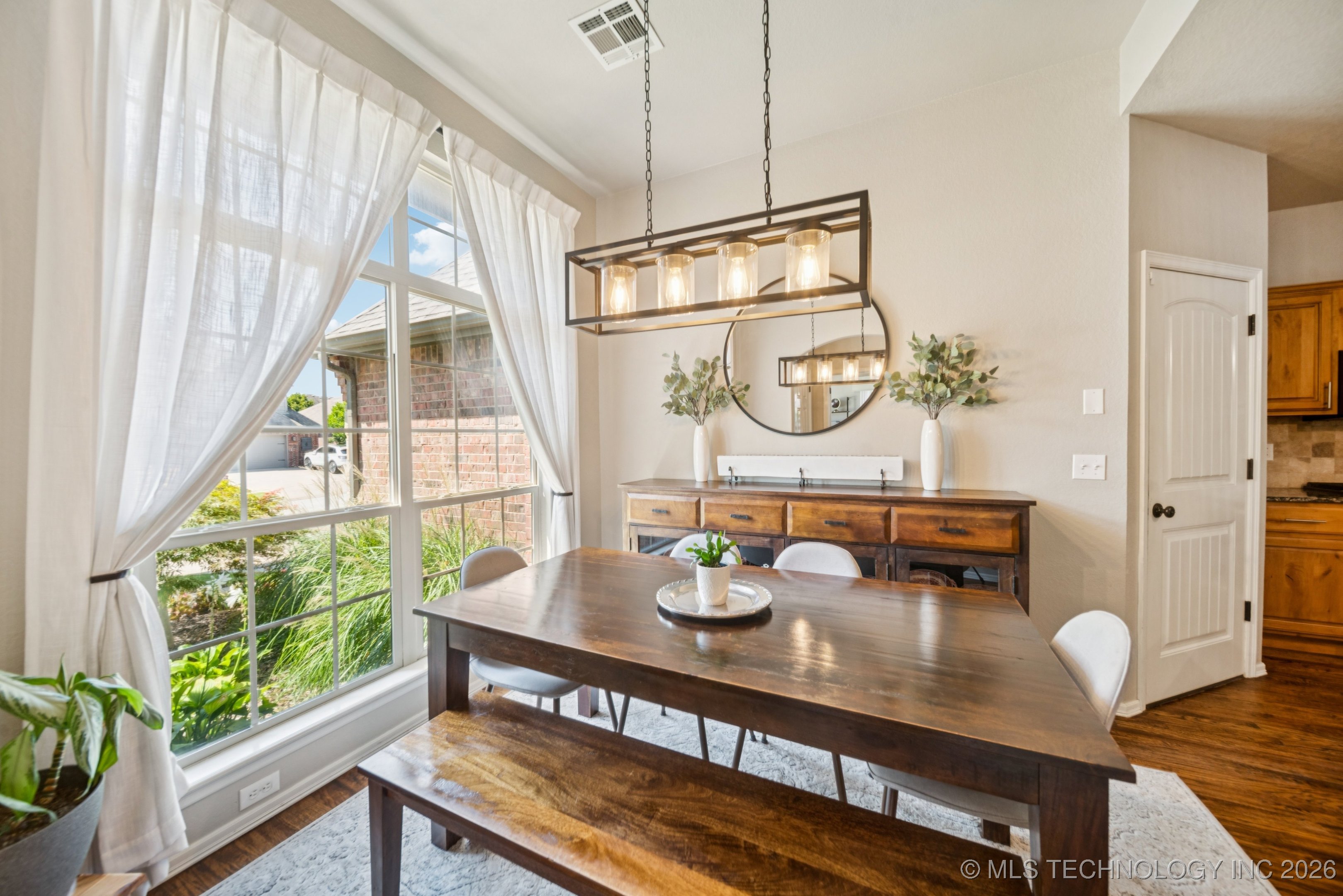 1820 E Montgomery Street