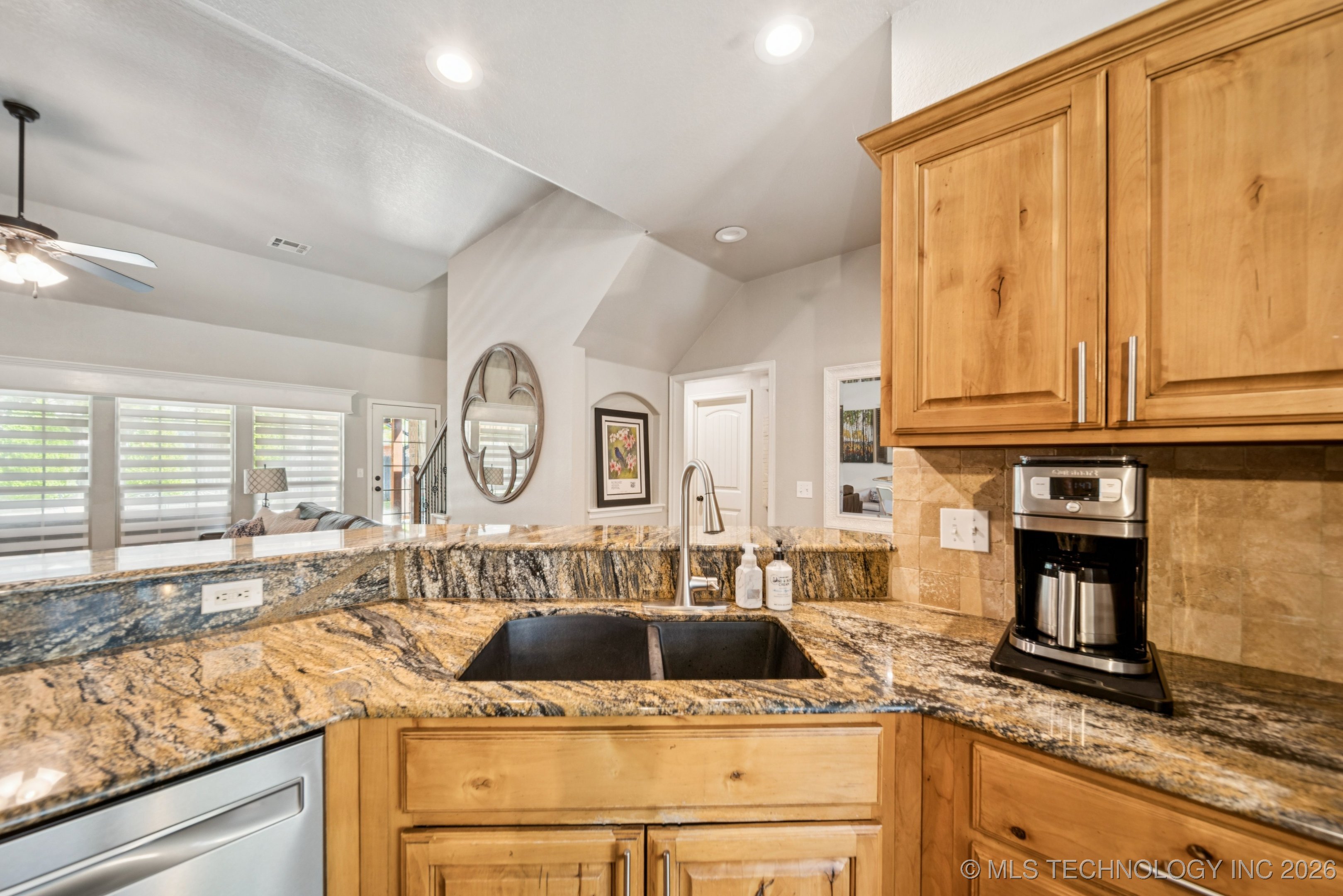 1820 E Montgomery Street