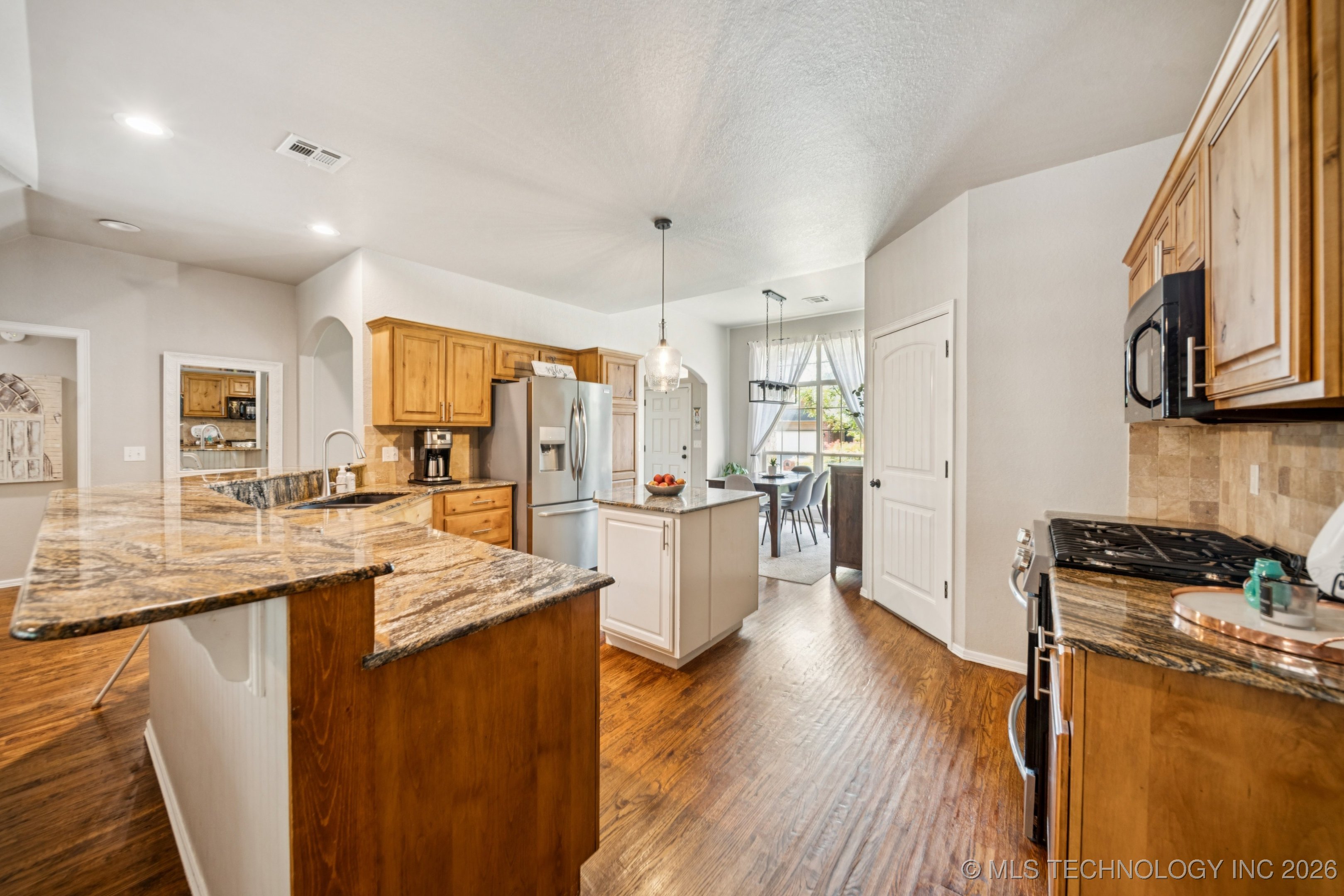 1820 E Montgomery Street