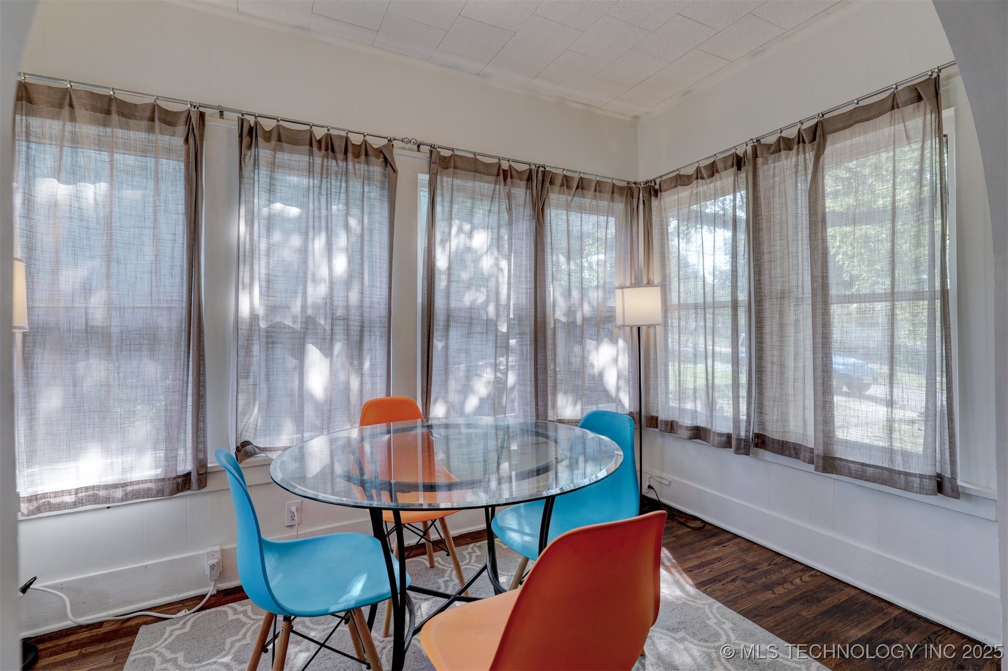 2015 W Easton Street