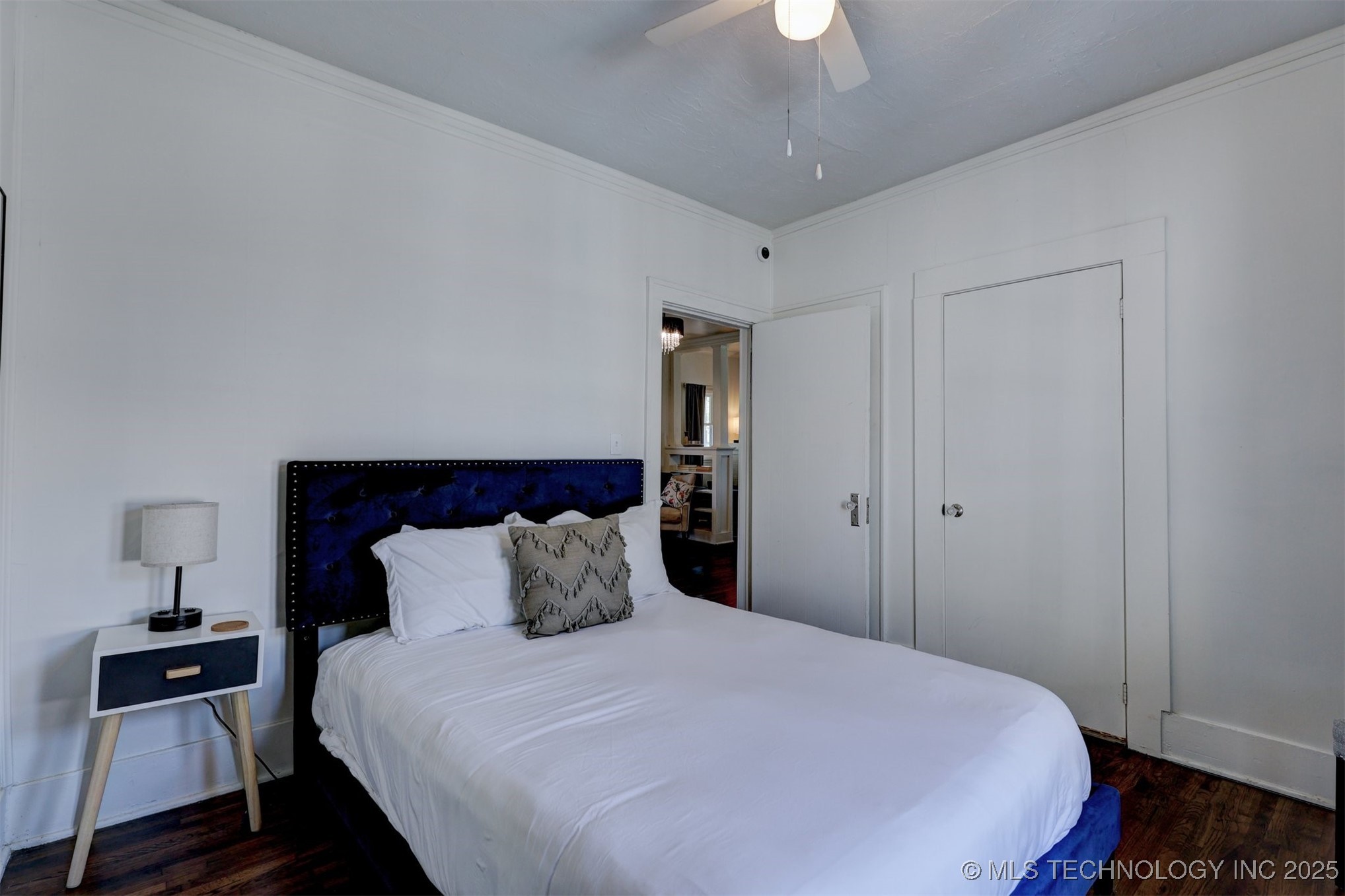 2015 W Easton Street