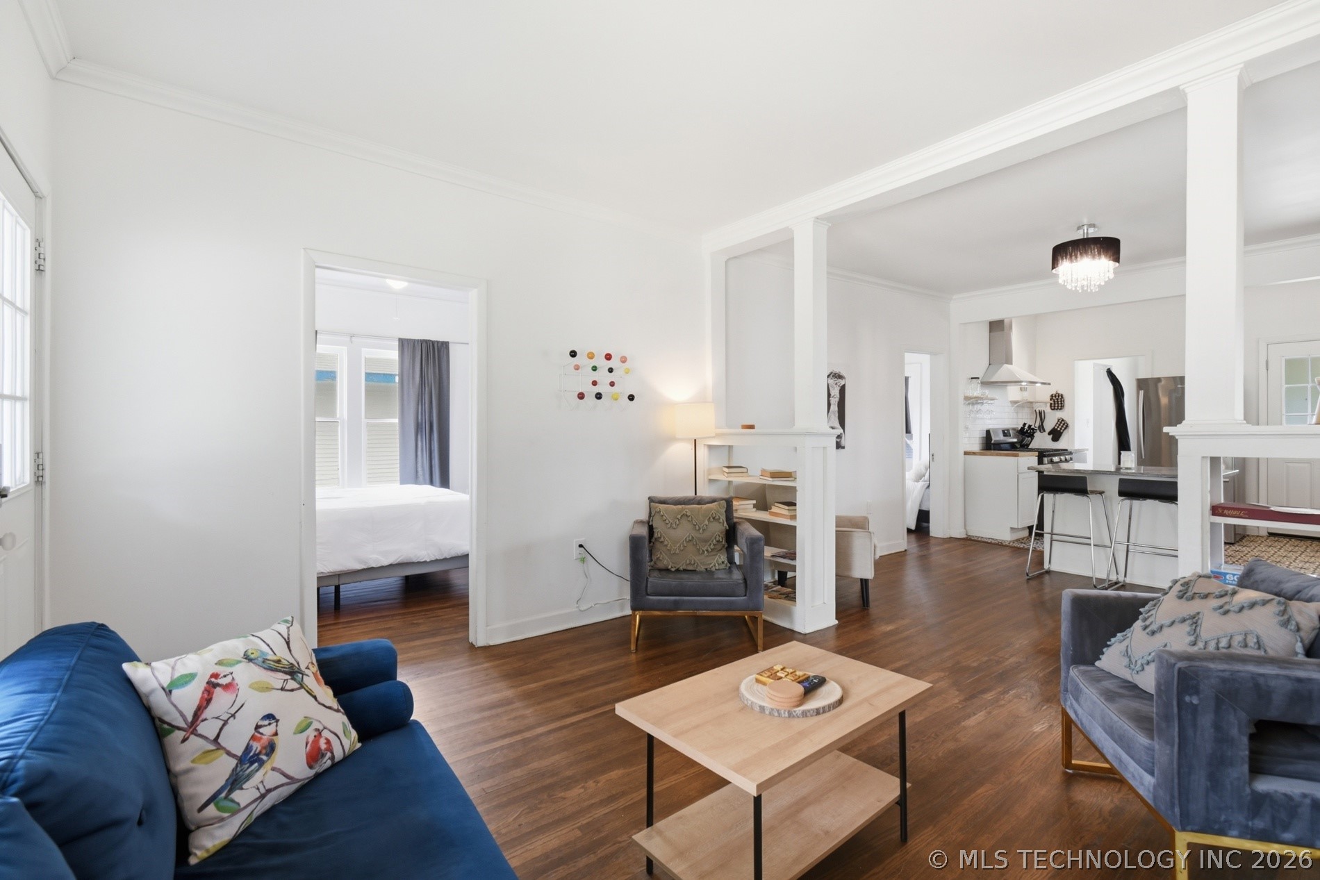 2015 W Easton Street