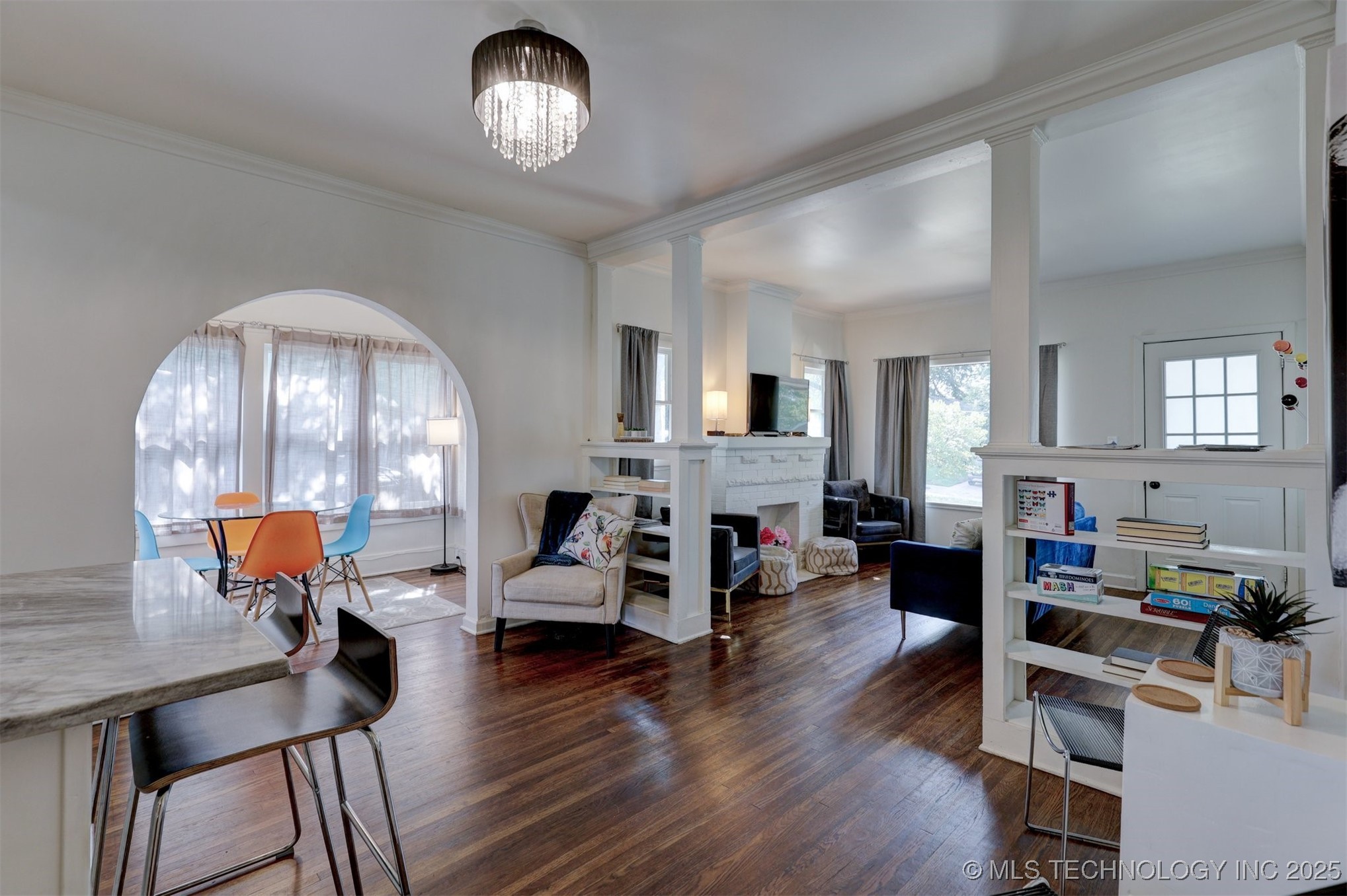 2015 W Easton Street