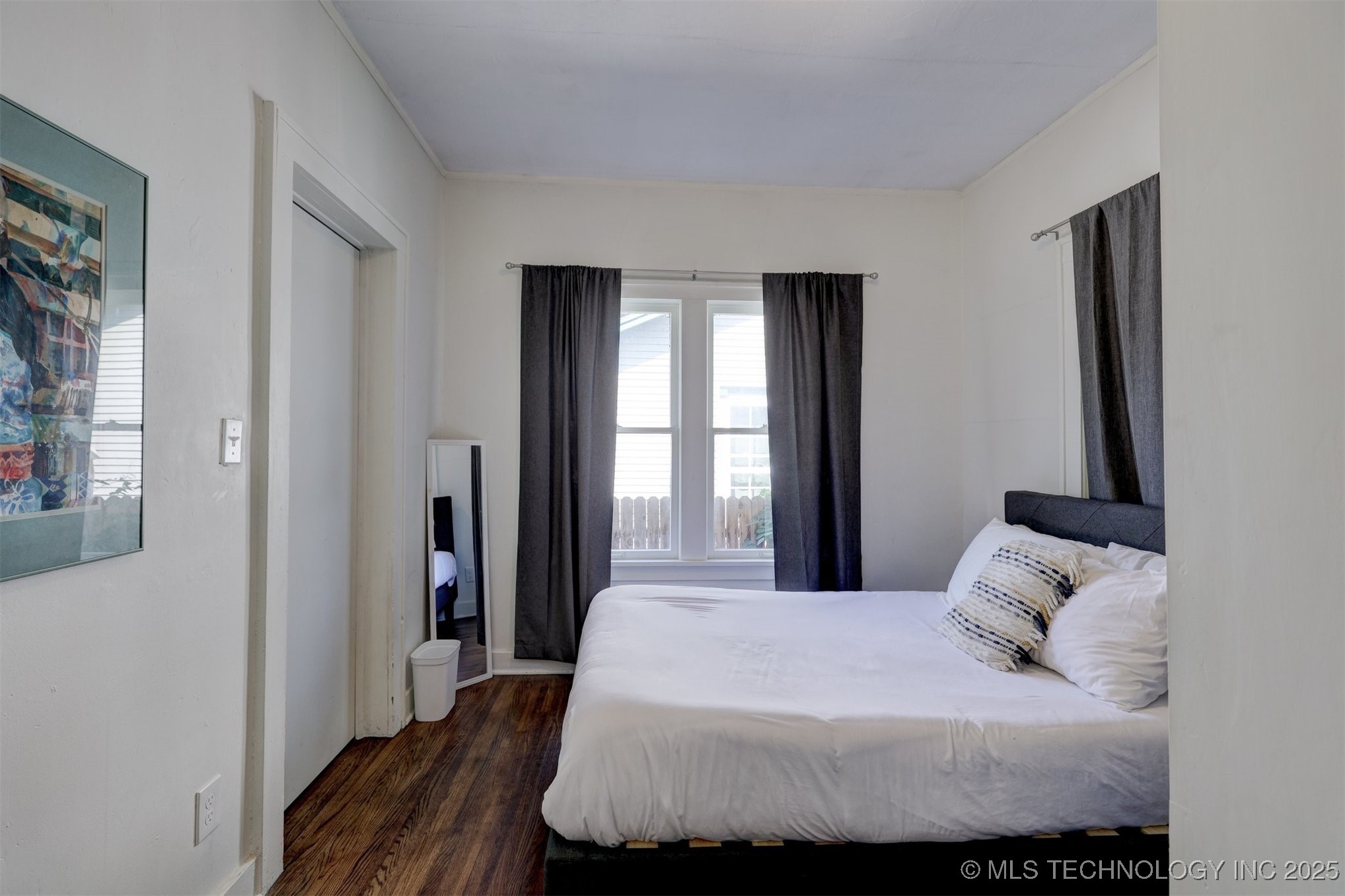 2015 W Easton Street