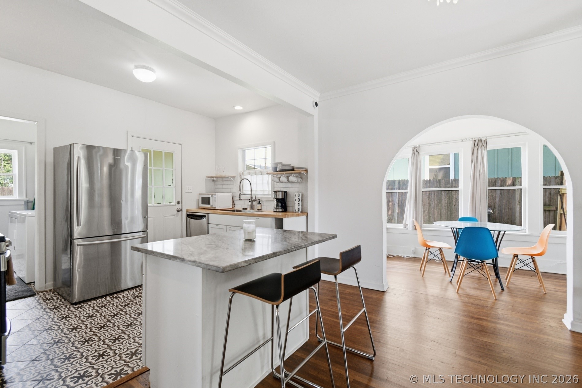 2015 W Easton Street