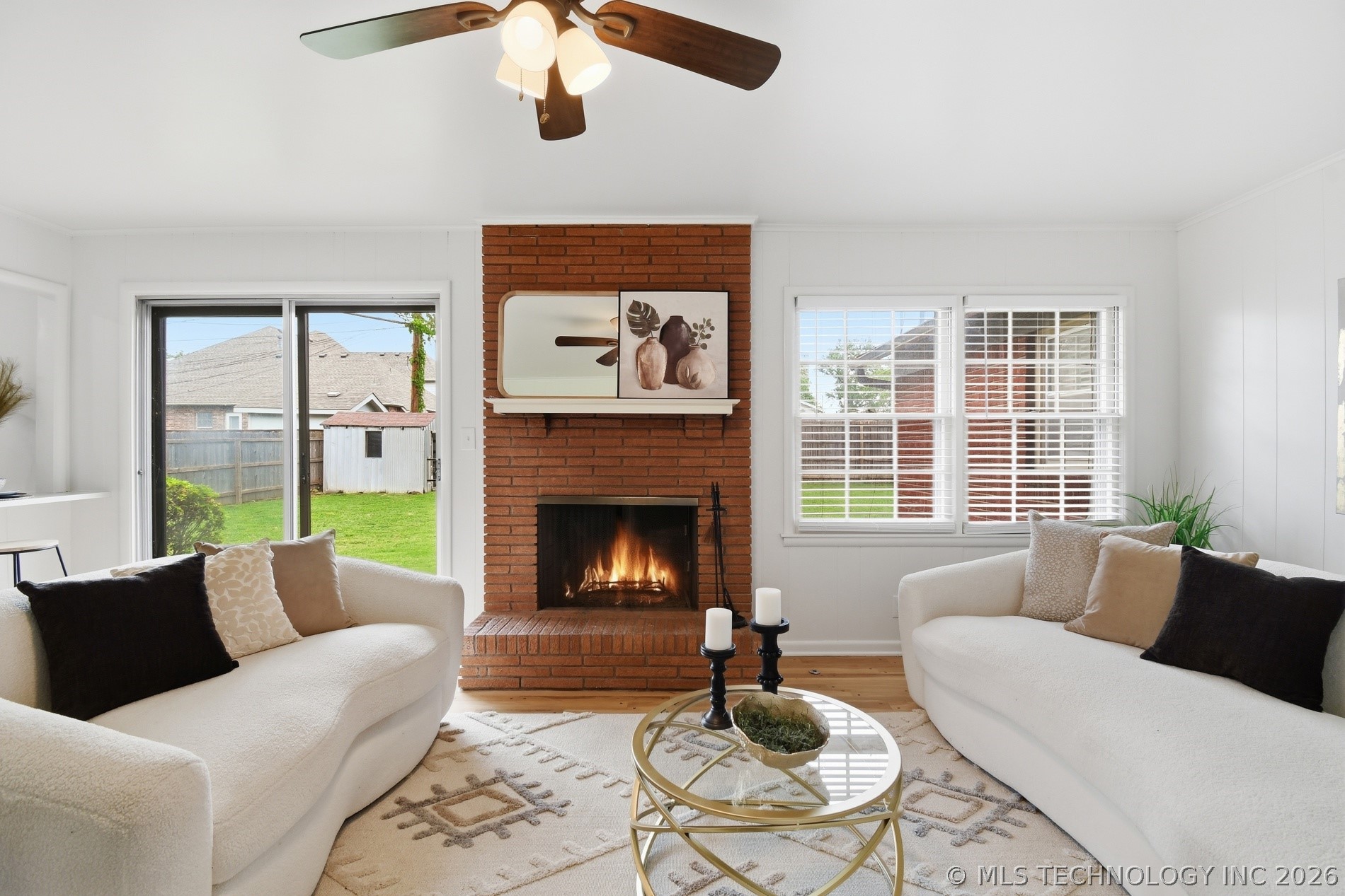 4225 E 52nd Street