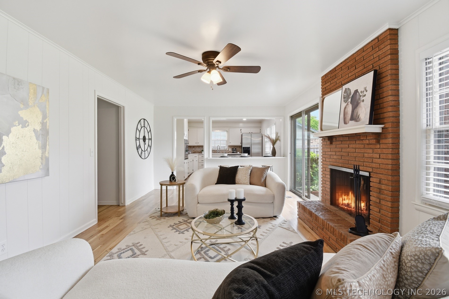 4225 E 52nd Street