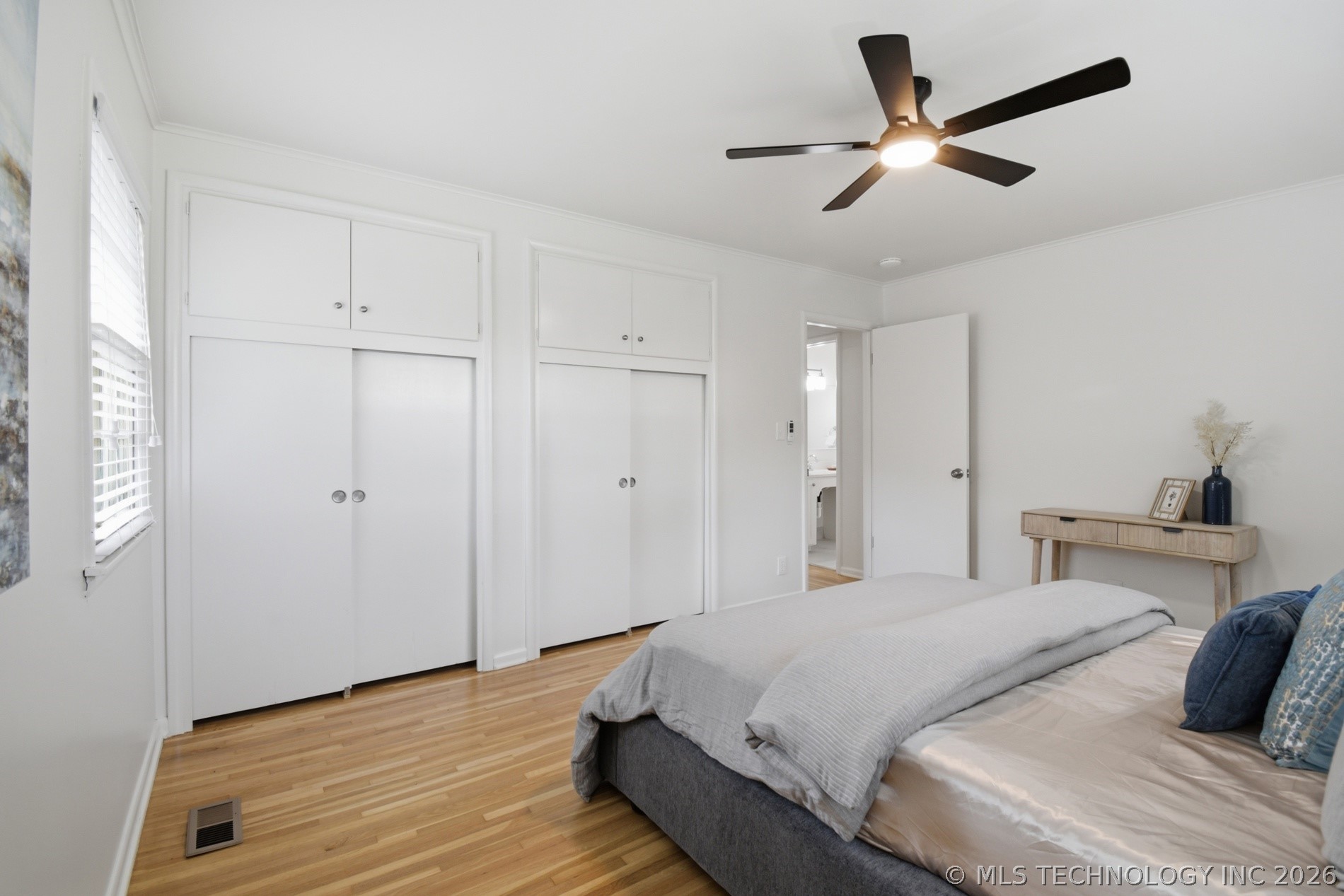 4225 E 52nd Street