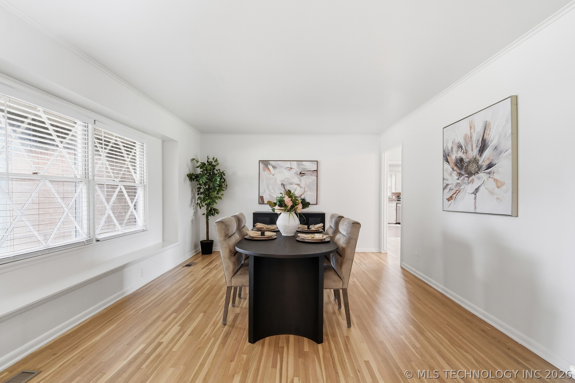 4225 E 52nd Street